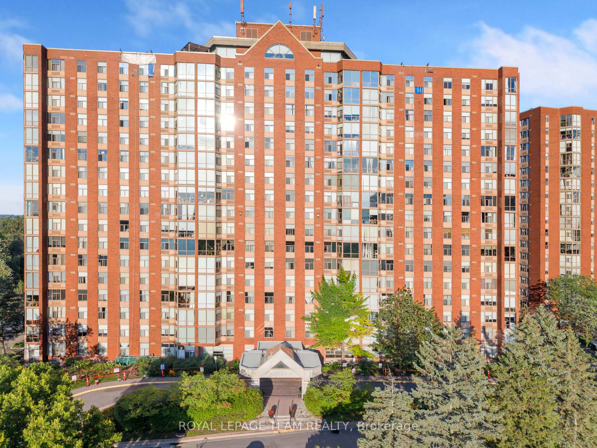 Front of Unit 501, 2759 Carousel Crescent