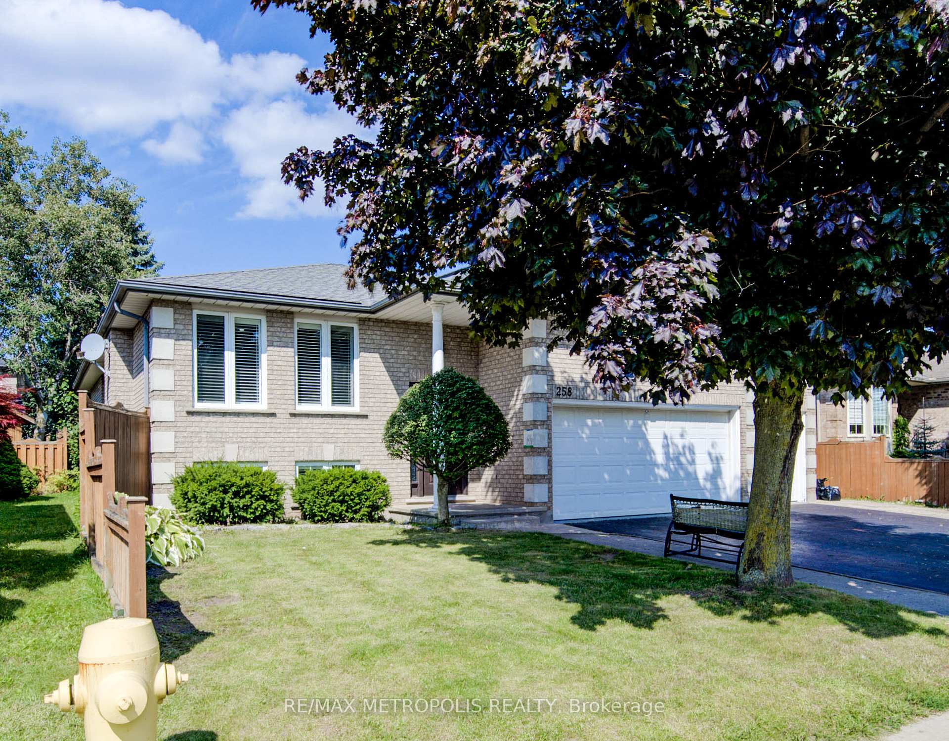 Photo 3 of 258 Saginaw Parkway, Cambridge, Fiddlesticks — HOMEH