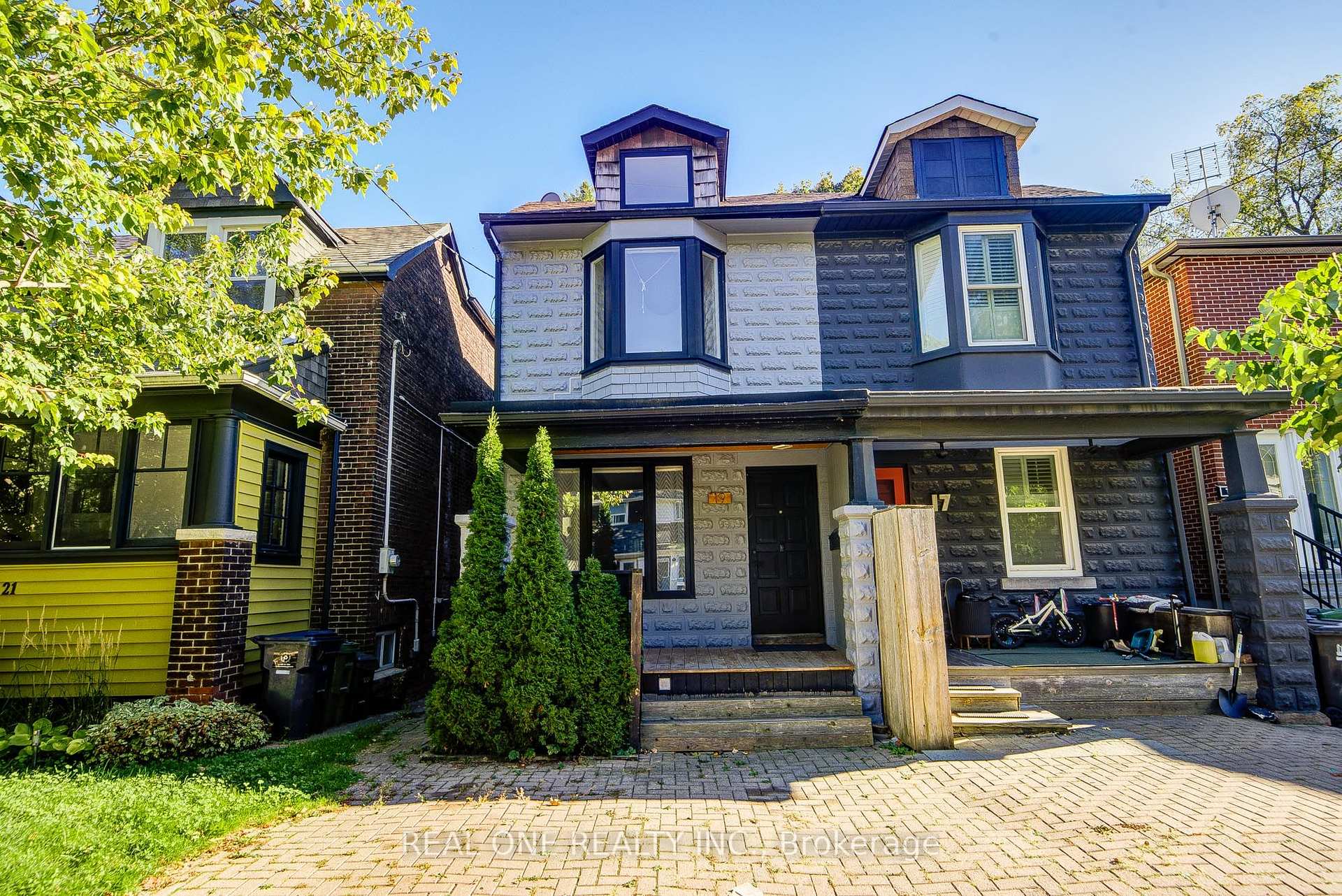 Photo 1 of 19 Battenberg Avenue, Toronto, Woodbine Corridor — HOMEH