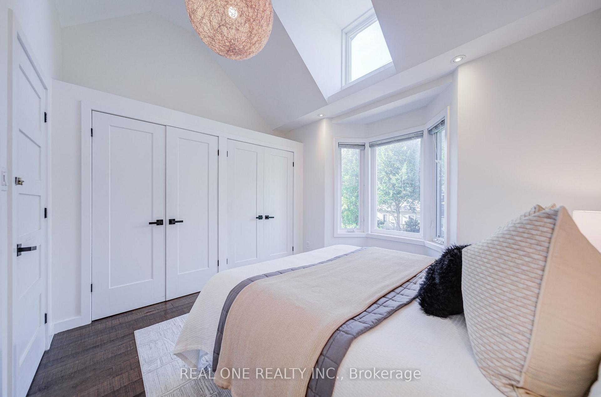Photo 23 of 19 Battenberg Avenue, Toronto, Woodbine Corridor — HOMEH