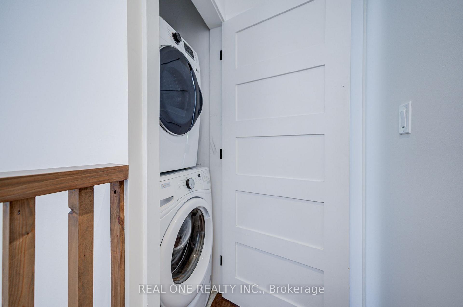 Photo 33 of 19 Battenberg Avenue, Toronto, Woodbine Corridor — HOMEH