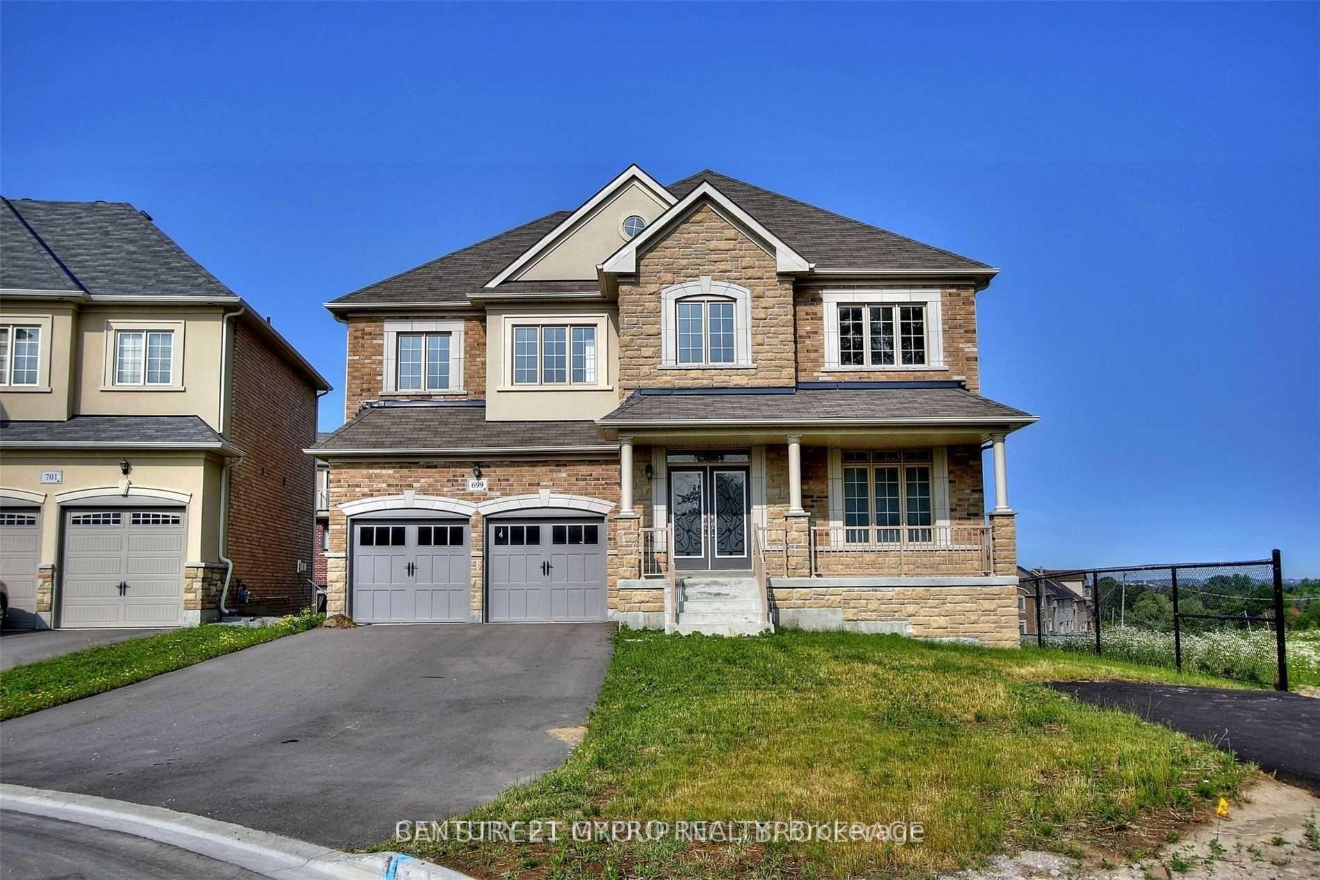 Photo 1 of 699 Mee Place, Newmarket, Stonehaven-Wyndham — HOMEH