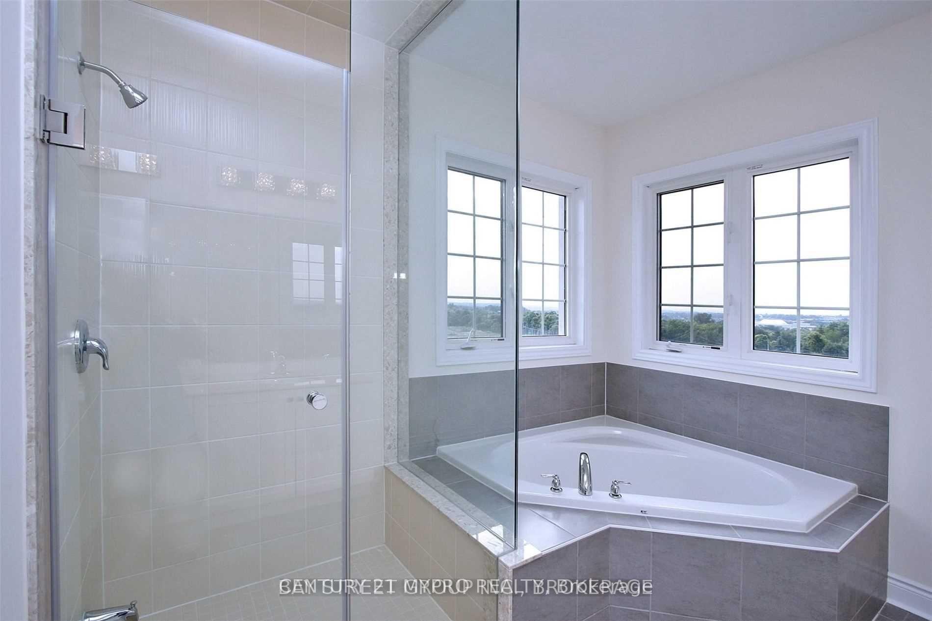 Photo 25 of 699 Mee Place, Newmarket, Stonehaven-Wyndham — HOMEH