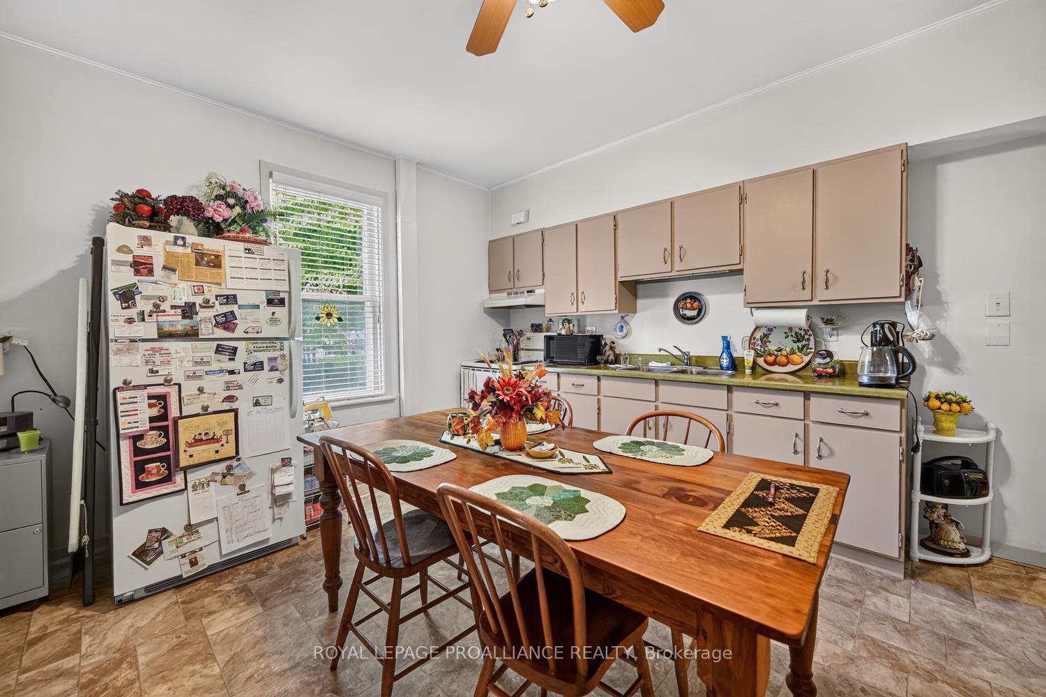 Photo 5 of 232 Park Street W, Prescott, Prescott — HOMEH
