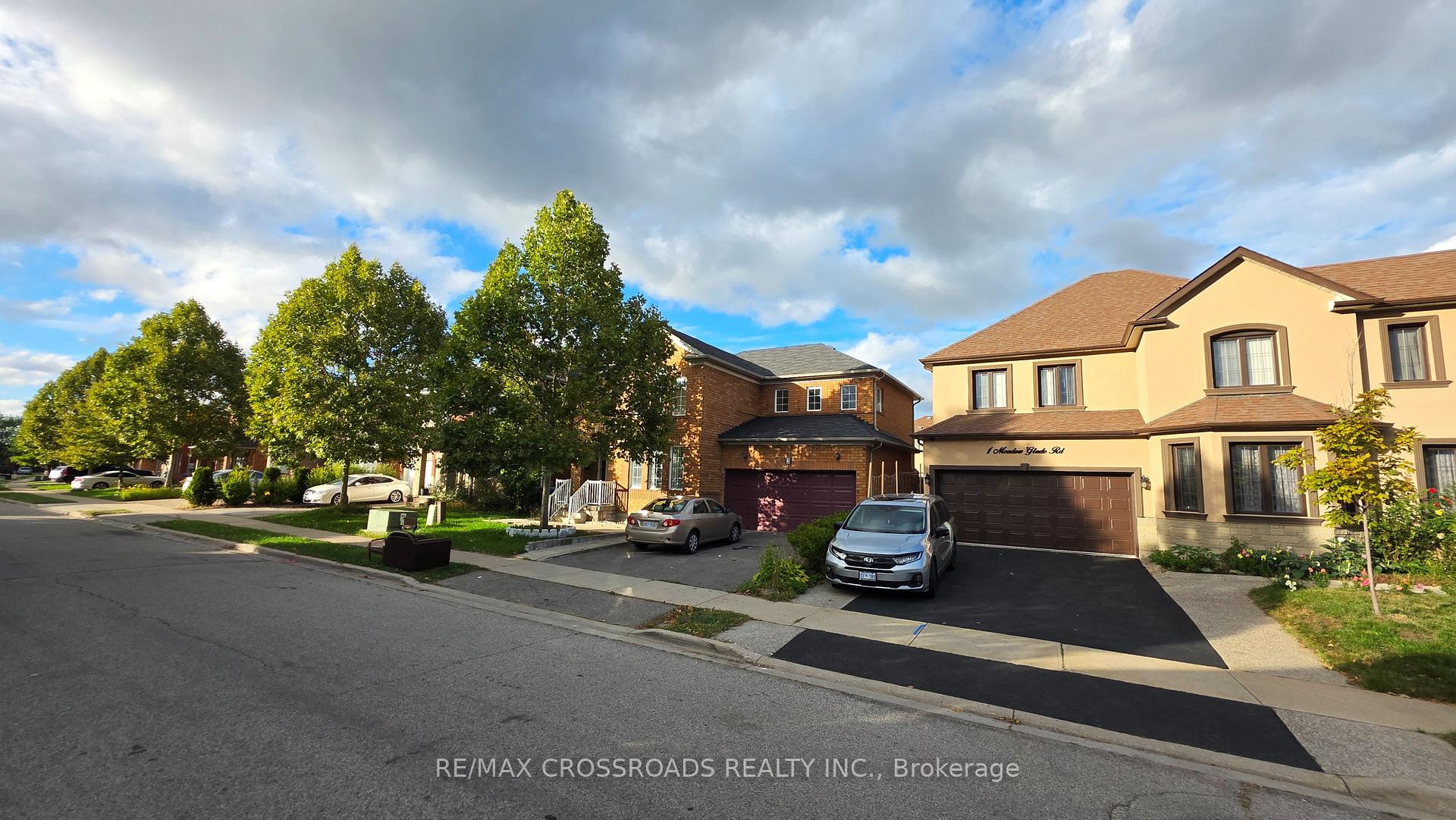 Photo 7 of 3 Meadow Glade Road, Brampton, Sandringham-Wellington — HOMEH