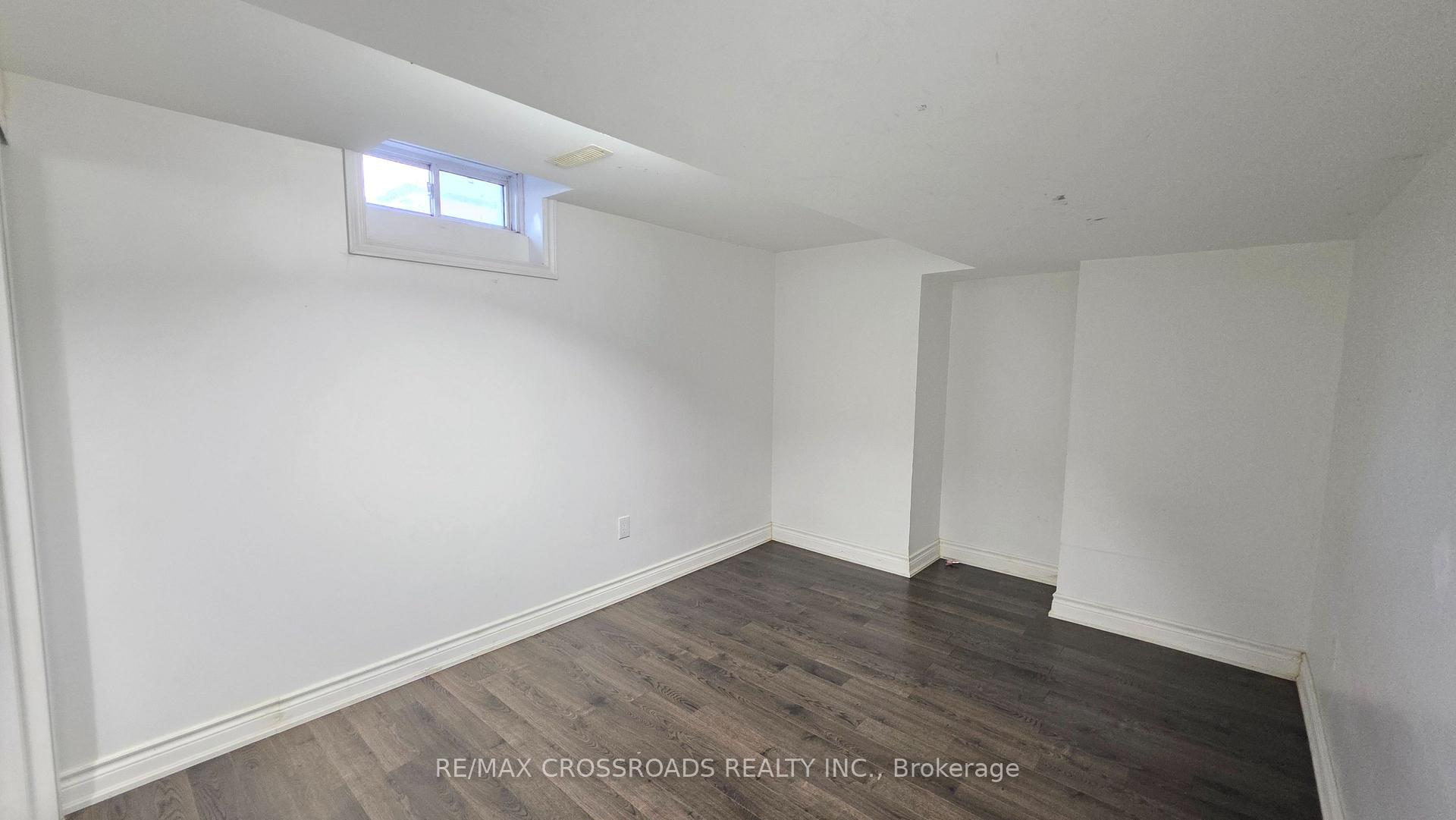 Photo 43 of 3 Meadow Glade Road, Brampton, Sandringham-Wellington — HOMEH