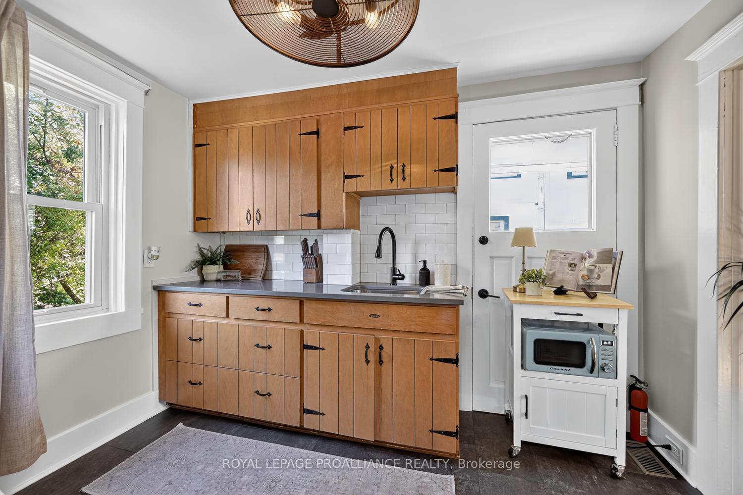 Photo 13 of 155 Henry Street, Edwardsburgh/Cardinal, Town of Cardinal — HOMEH