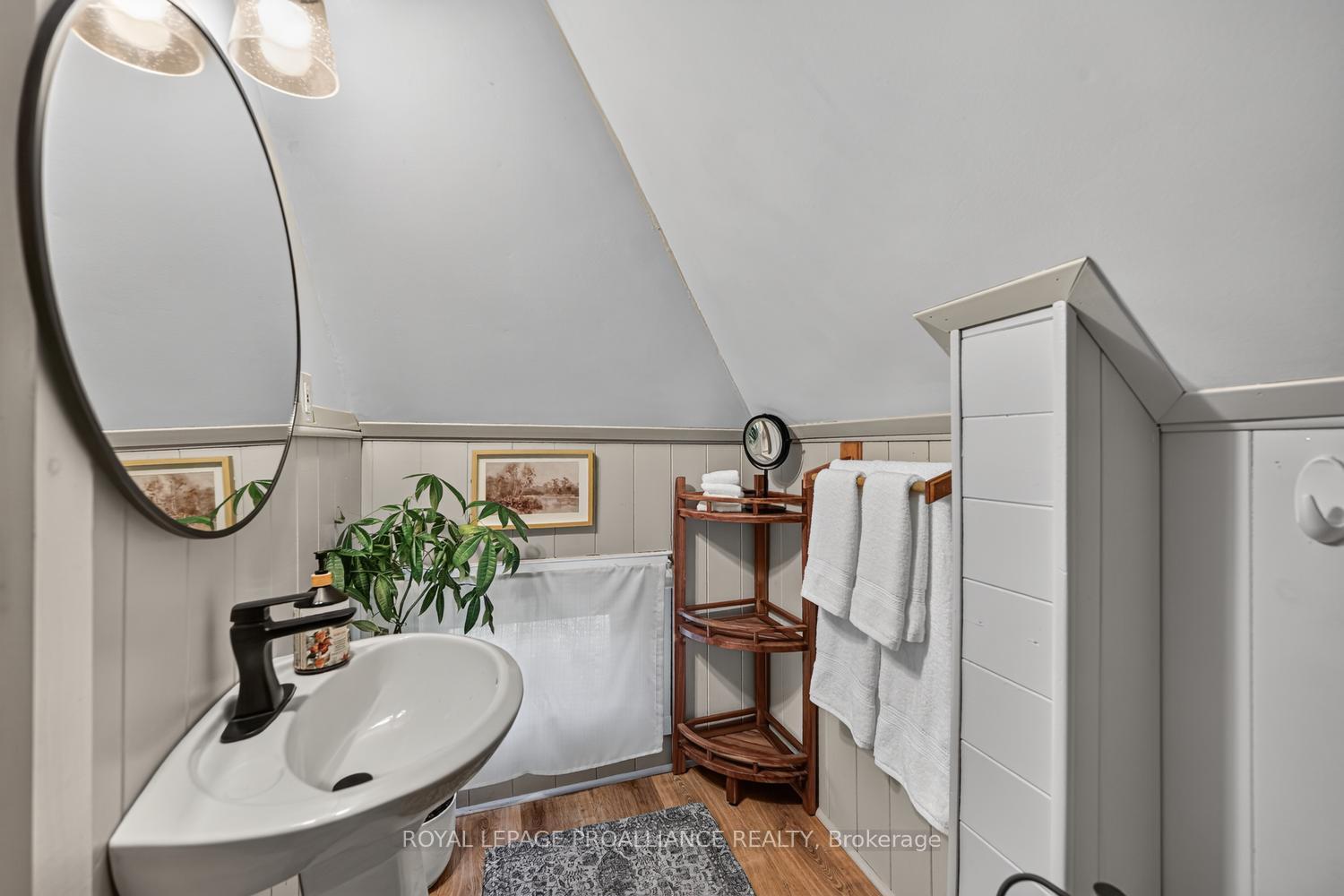 Photo 18 of 155 Henry Street, Edwardsburgh/Cardinal, Town of Cardinal — HOMEH