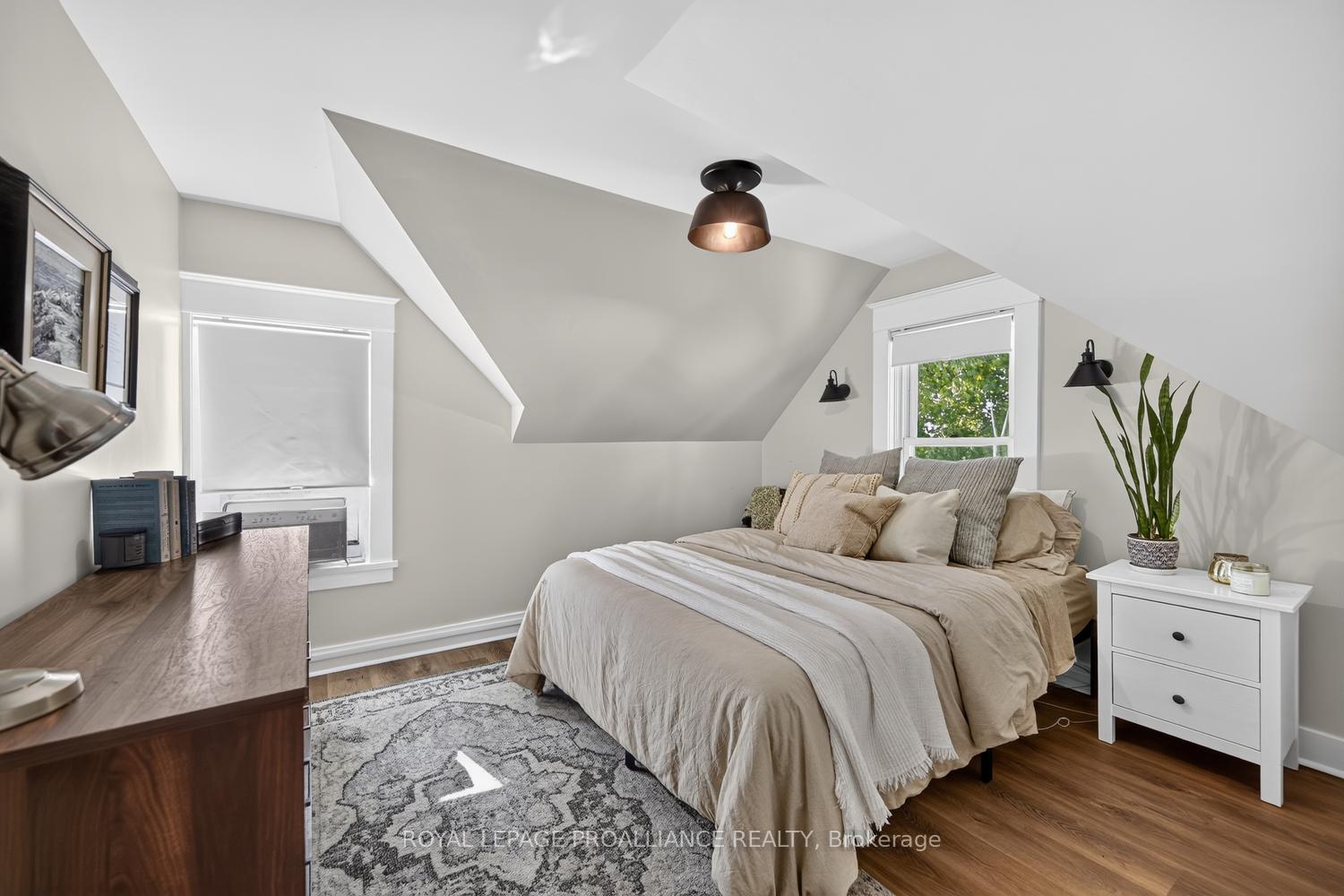 Photo 20 of 155 Henry Street, Edwardsburgh/Cardinal, Town of Cardinal — HOMEH