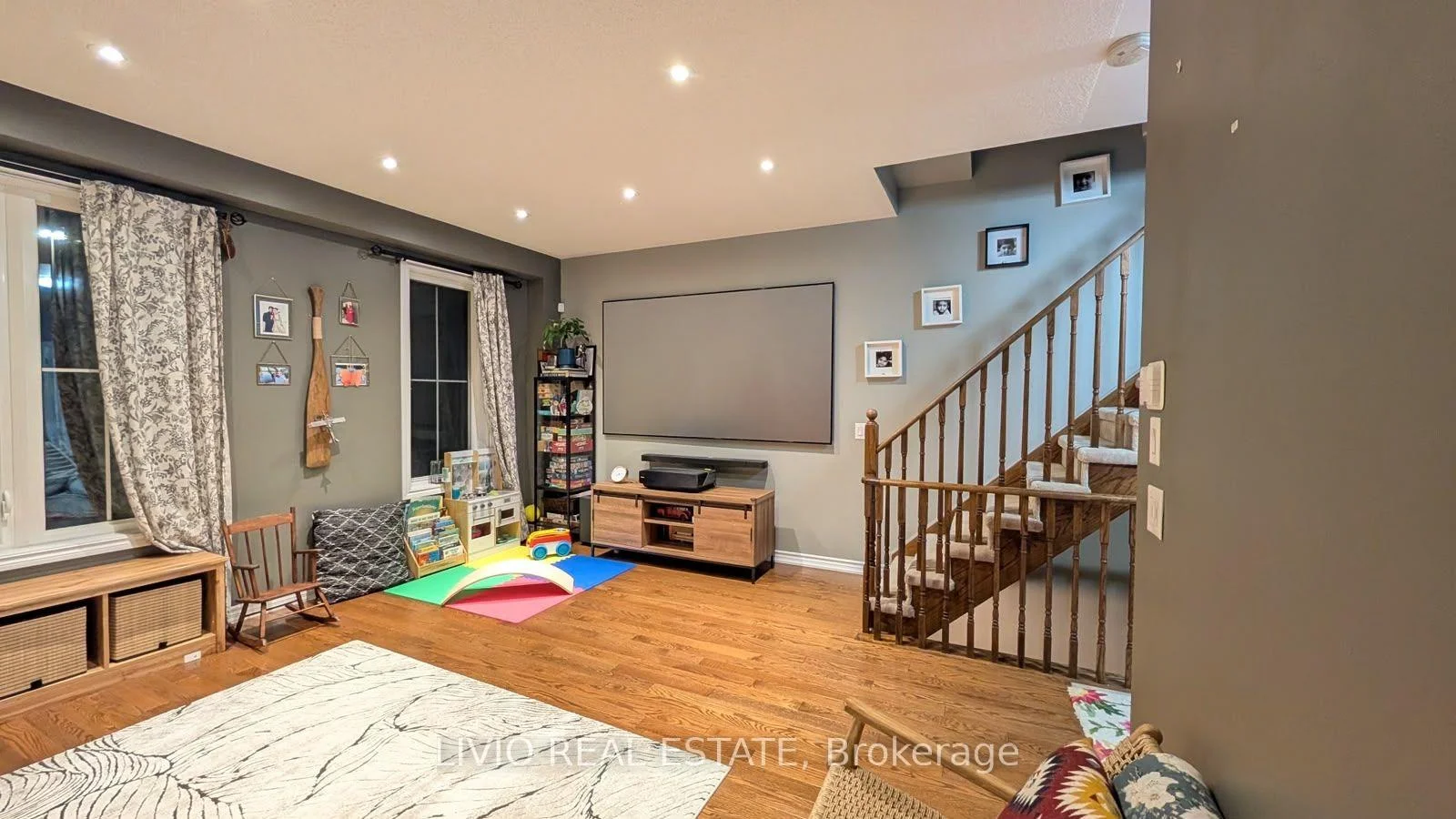 Photo 8 of 157 Cedar Lake Crescent, Brampton, Bram West — HOMEH