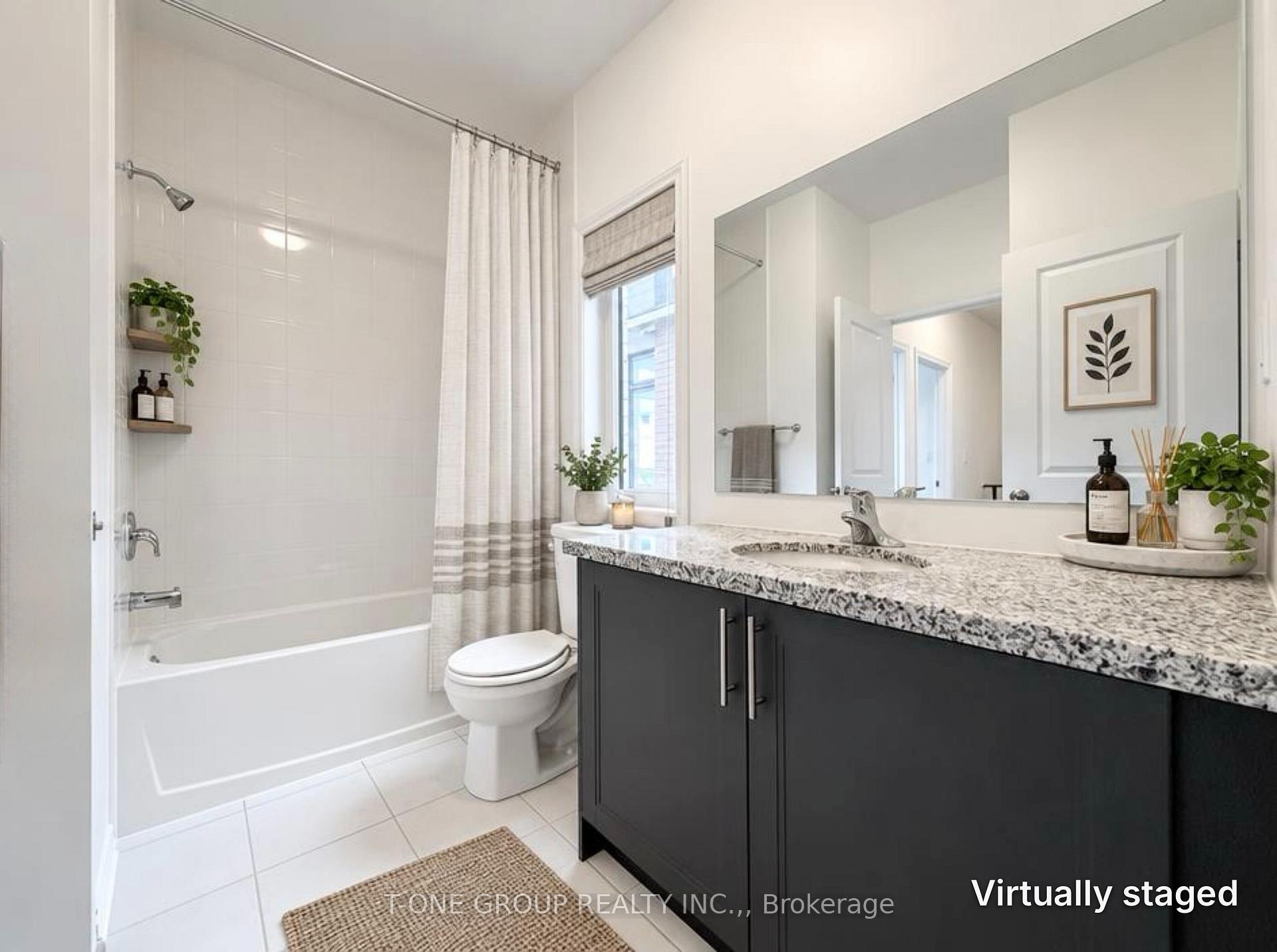 Photo 11 of 110 Blick Crescent, Aurora, Bayview Northeast — HOMEH