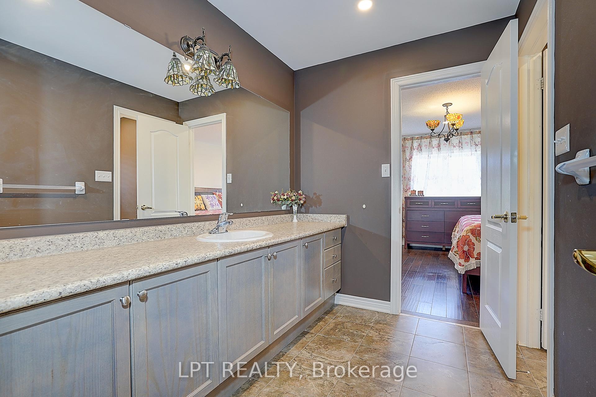 Photo 27 of 1168 McTavish Drive, Newmarket, Stonehaven-Wyndham — HOMEH