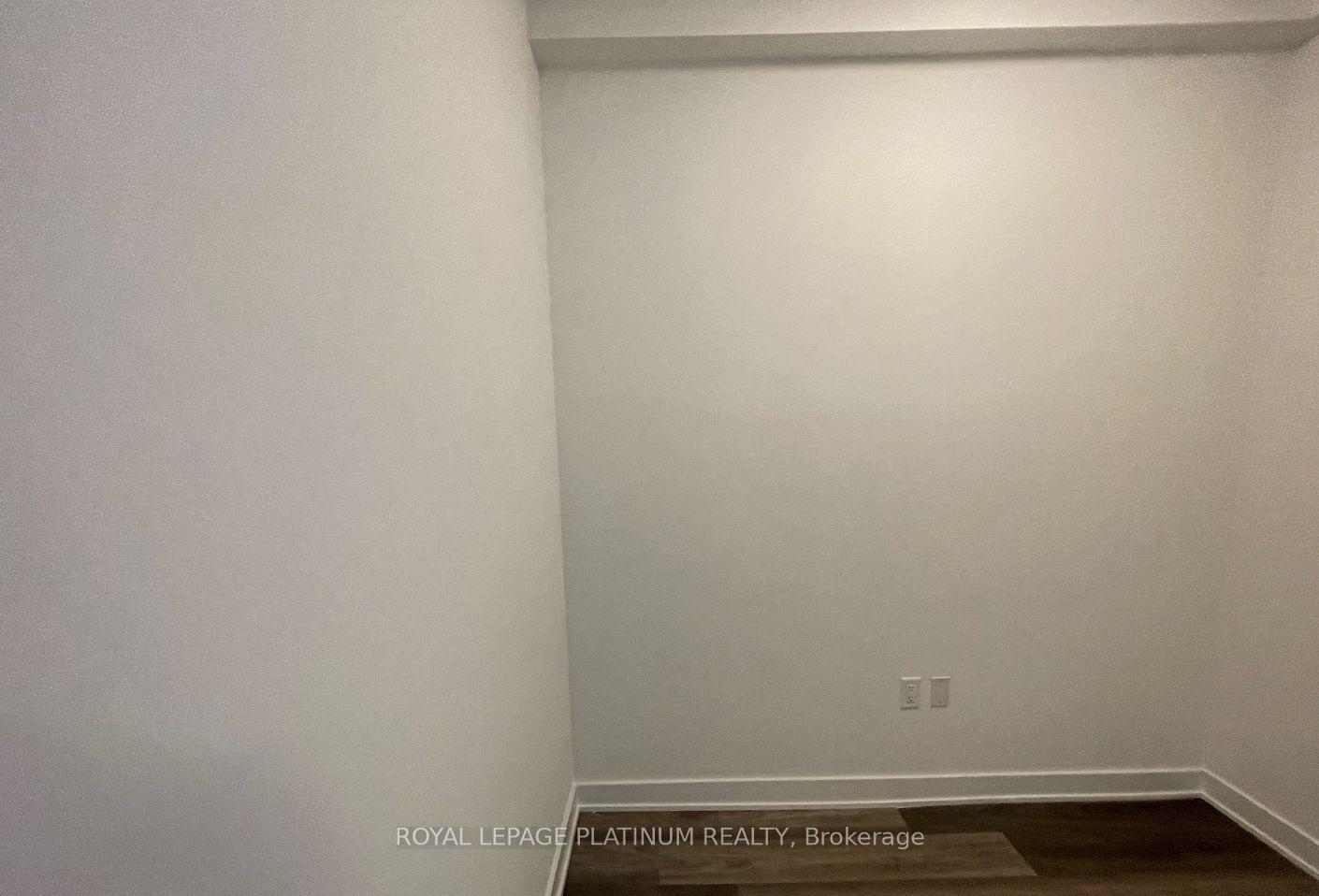 Photo 11 of Unit 306, 105 Oneida Crescent, Richmond Hill, Langstaff — HOMEH