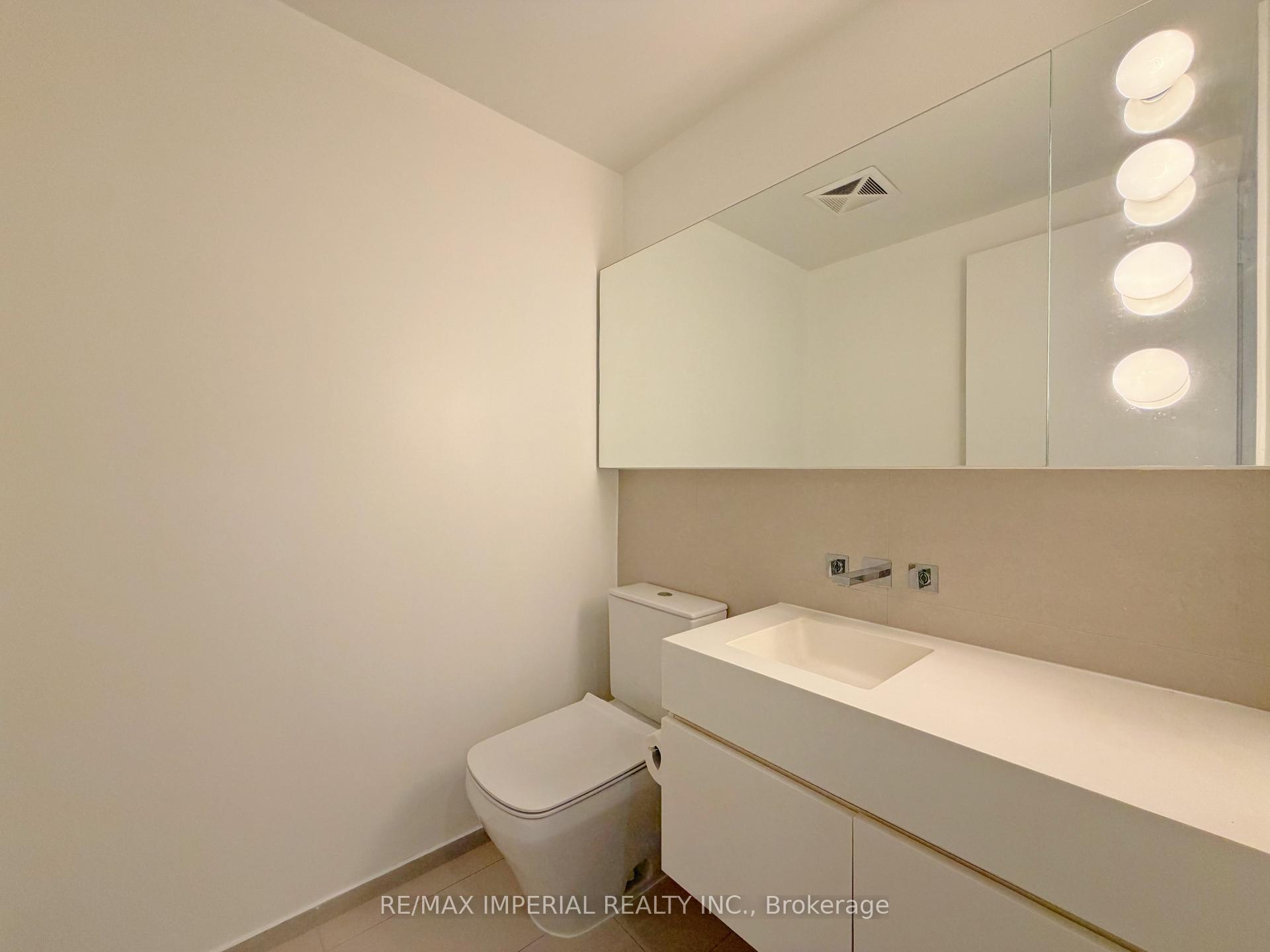 Photo 6 of Unit 4011, 45 Charles Street E, Toronto, Church-Yonge Corridor — HOMEH