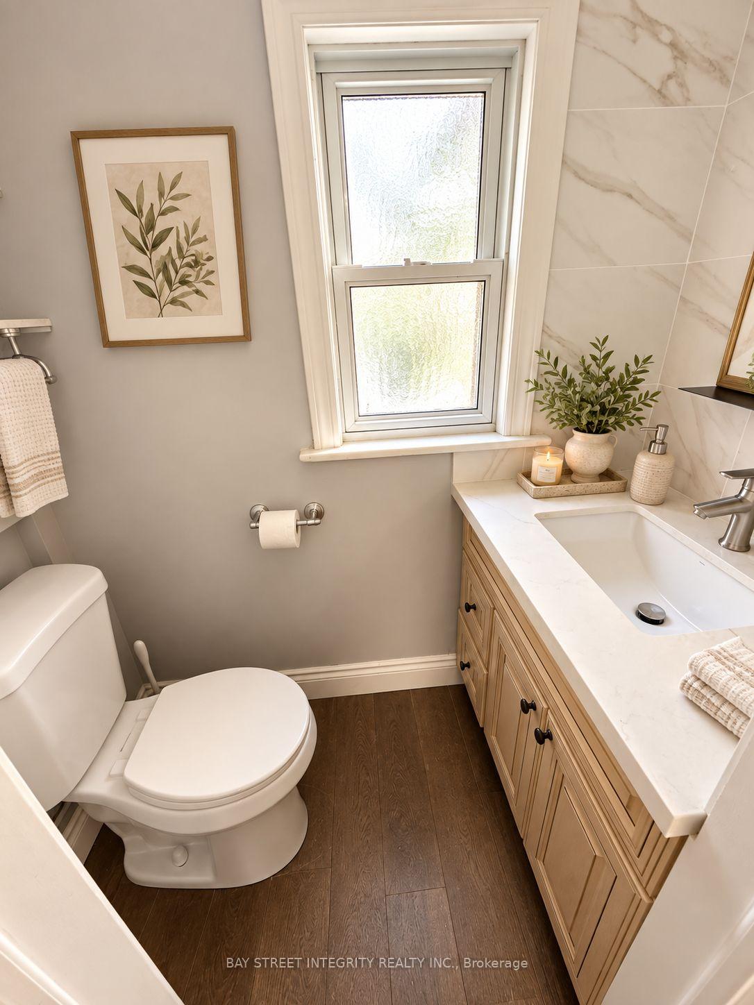 Photo 21 of 104 Shelborne Avenue, Toronto, Bedford Park-Nortown — HOMEH