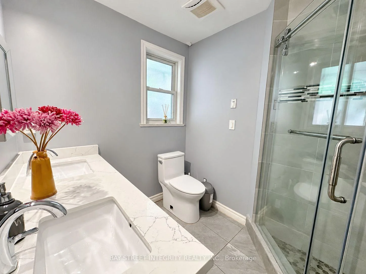 Photo 32 of 104 Shelborne Avenue, Toronto, Bedford Park-Nortown — HOMEH