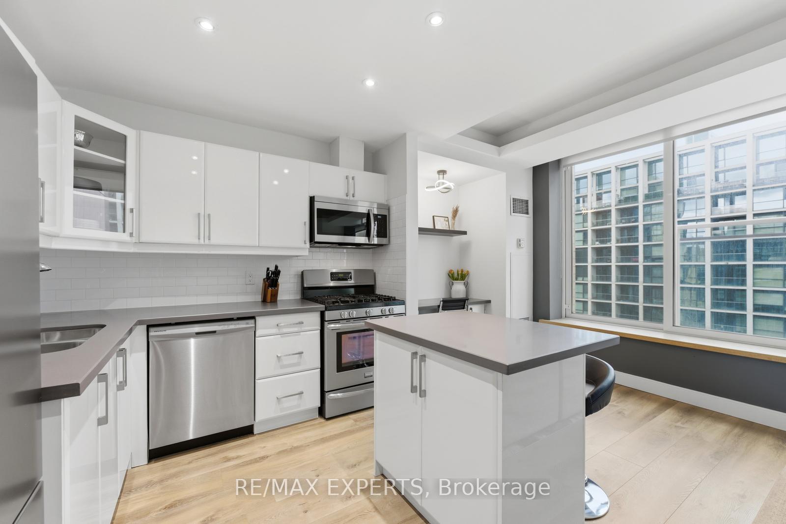 Photo 10 of Unit 707, 50 Camden Street, Toronto, Waterfront Communities — HOMEH
