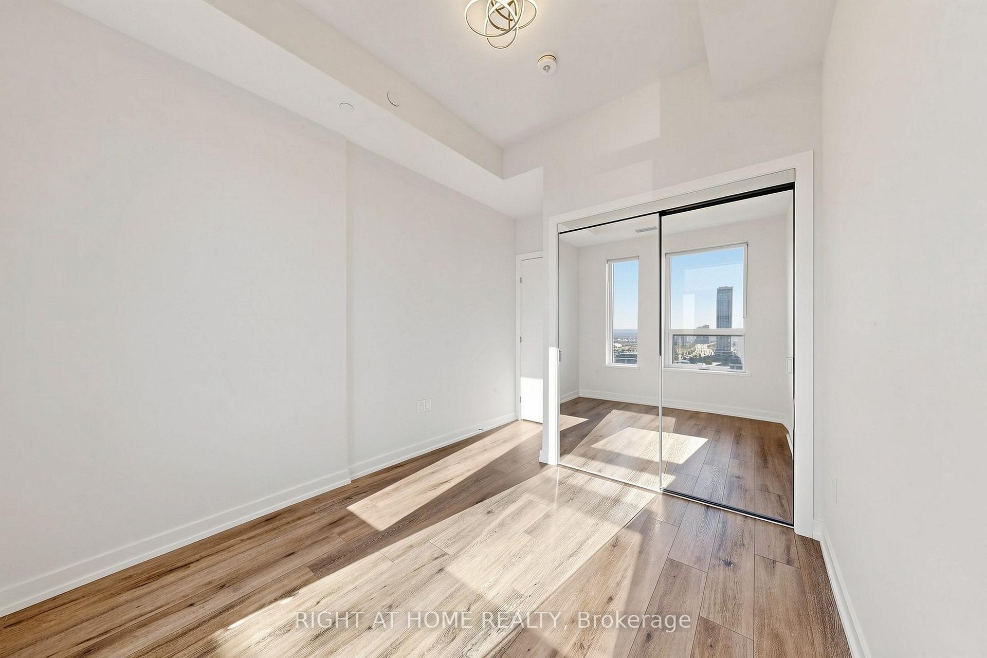 Photo 15 of Unit 1903, 21 Meadowdale Road, Vaughan, Vaughan Corporate Centre — HOMEH