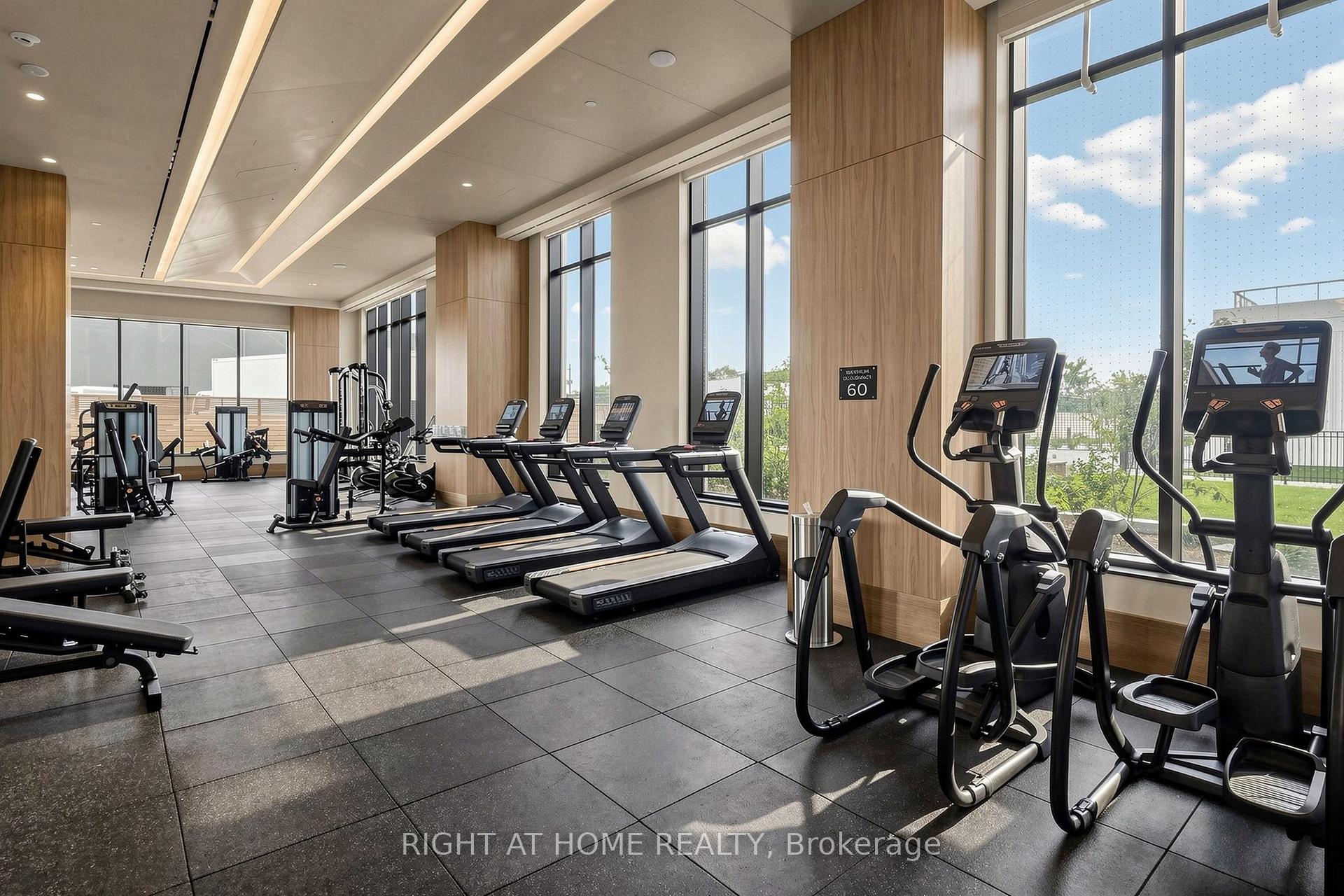 Photo 21 of Unit 1903, 21 Meadowdale Road, Vaughan, Vaughan Corporate Centre — HOMEH