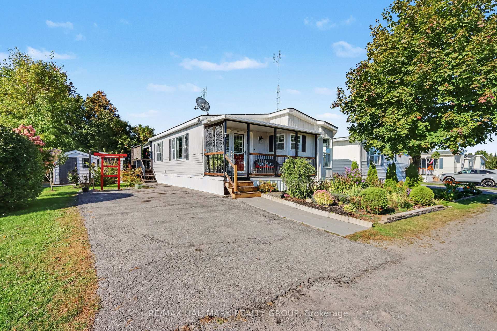 Photo 3 of 7 du Lac Private, Ottawa, Remainder of Stittsville & Area — HOMEH