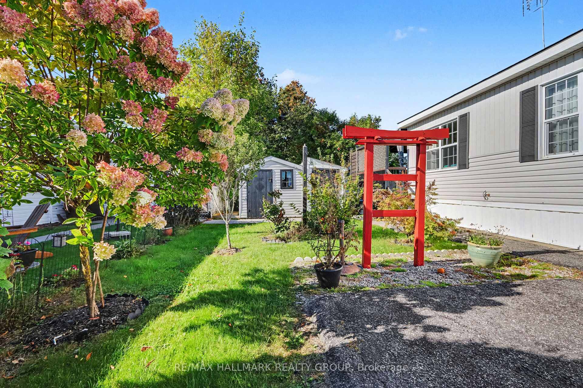 Photo 31 of 7 du Lac Private, Ottawa, Remainder of Stittsville & Area — HOMEH
