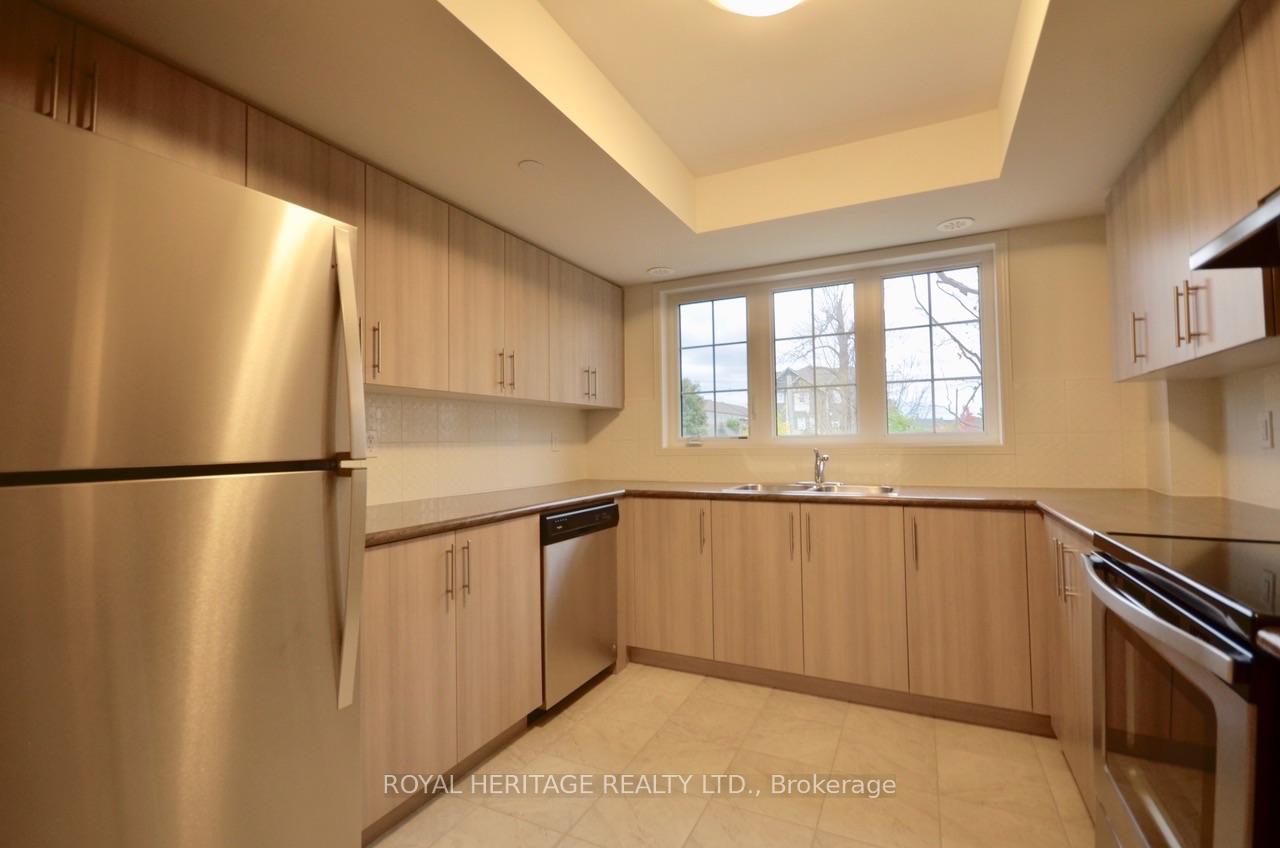 Photo 5 of Unit 173, 2556 Rosedrop Path, Oshawa, Windfields — HOMEH