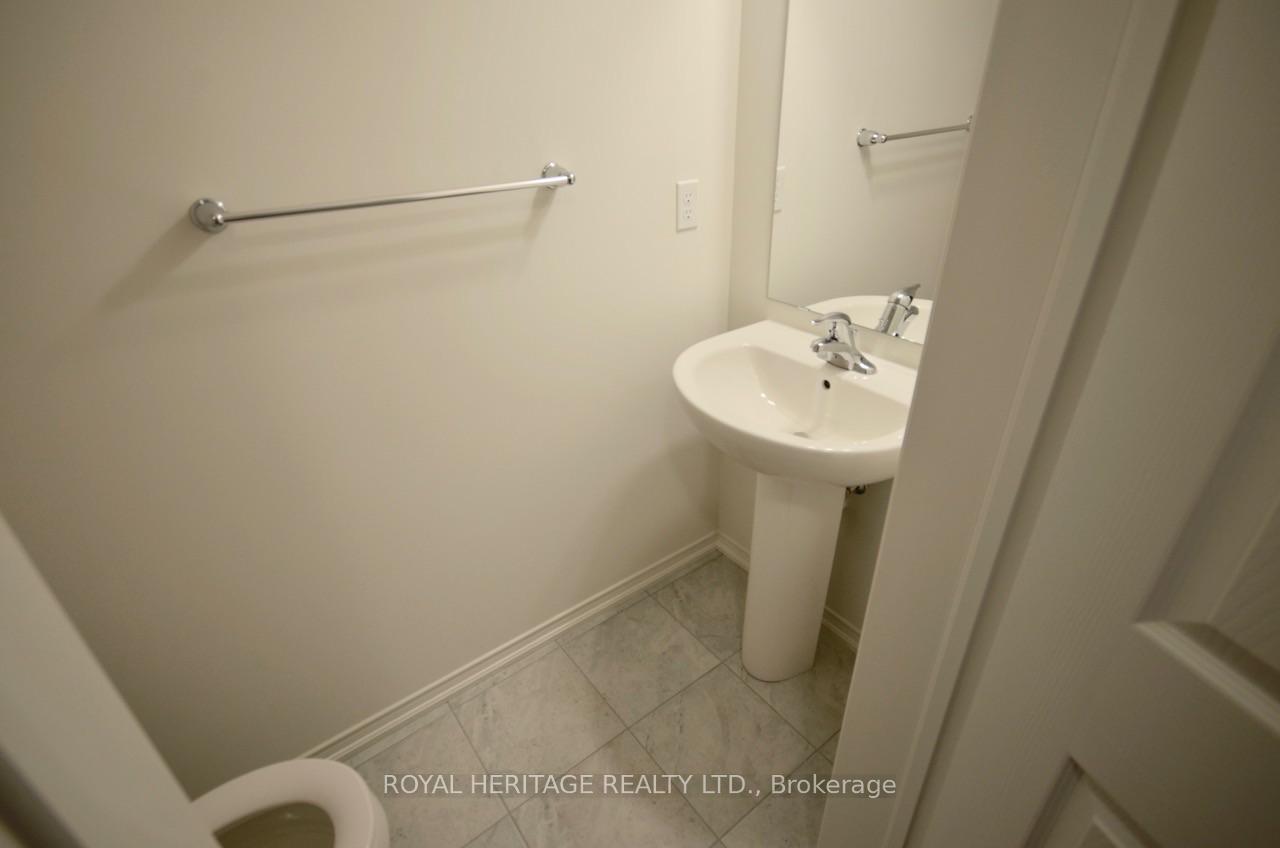 Photo 7 of Unit 173, 2556 Rosedrop Path, Oshawa, Windfields — HOMEH