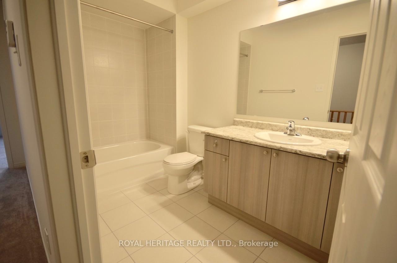 Photo 15 of Unit 173, 2556 Rosedrop Path, Oshawa, Windfields — HOMEH