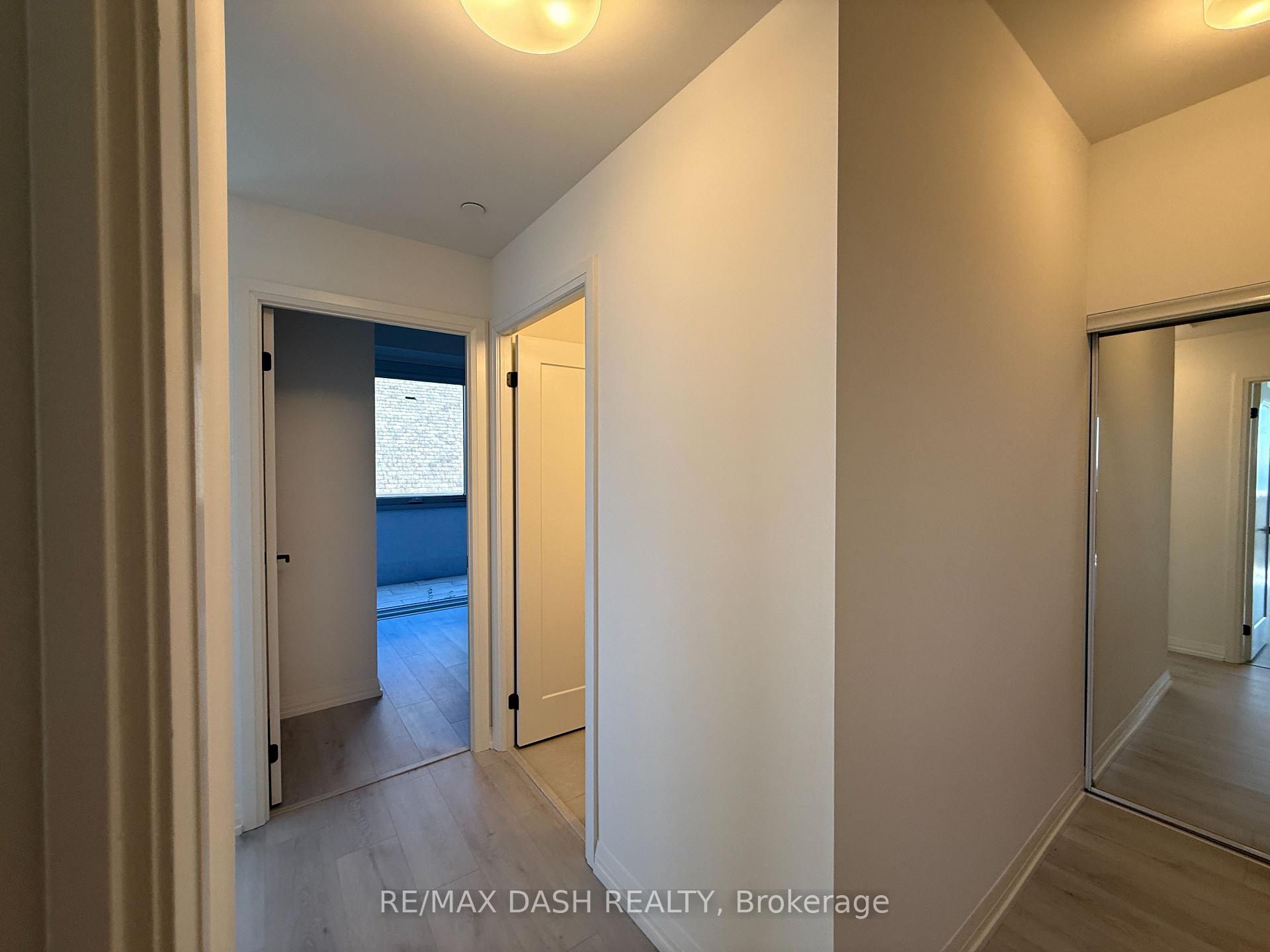 Photo 6 of Unit 512, 280 Dundas Street W, Toronto, University — HOMEH