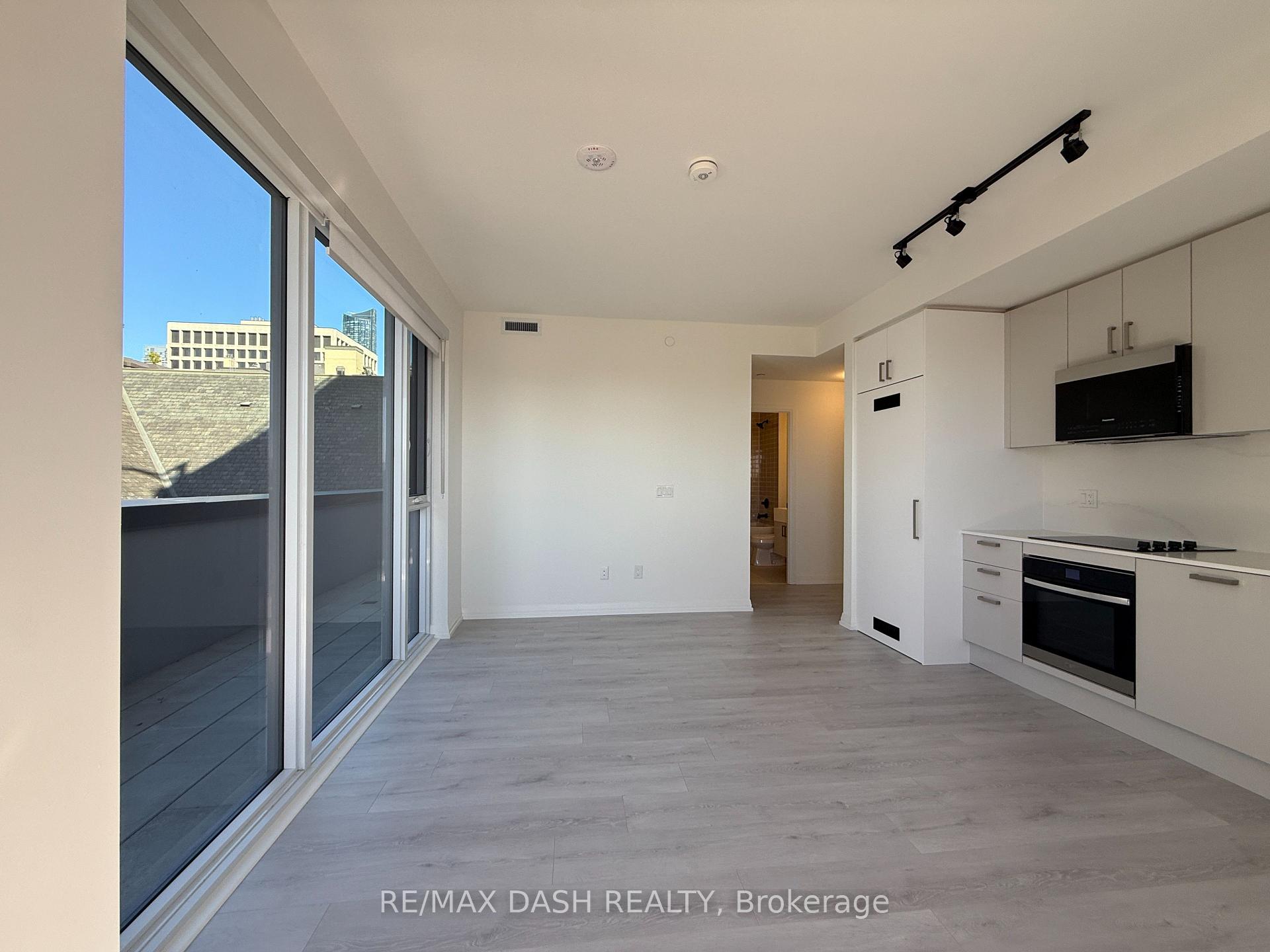 Photo 13 of Unit 512, 280 Dundas Street W, Toronto, University — HOMEH