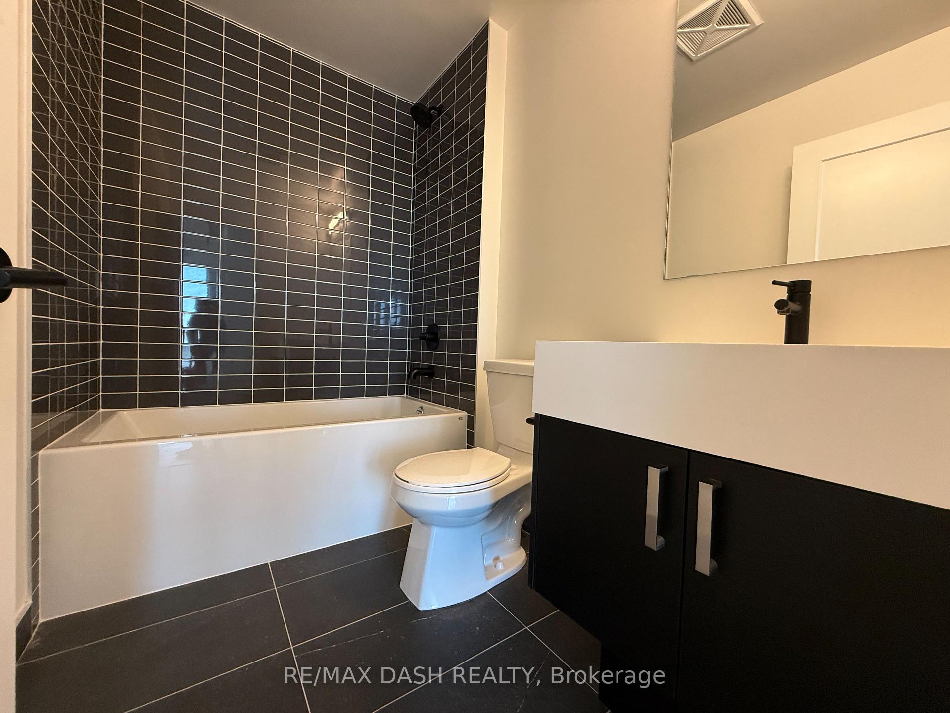 Photo 9 of Unit 811, 280 Dundas Street W, Toronto, University — HOMEH