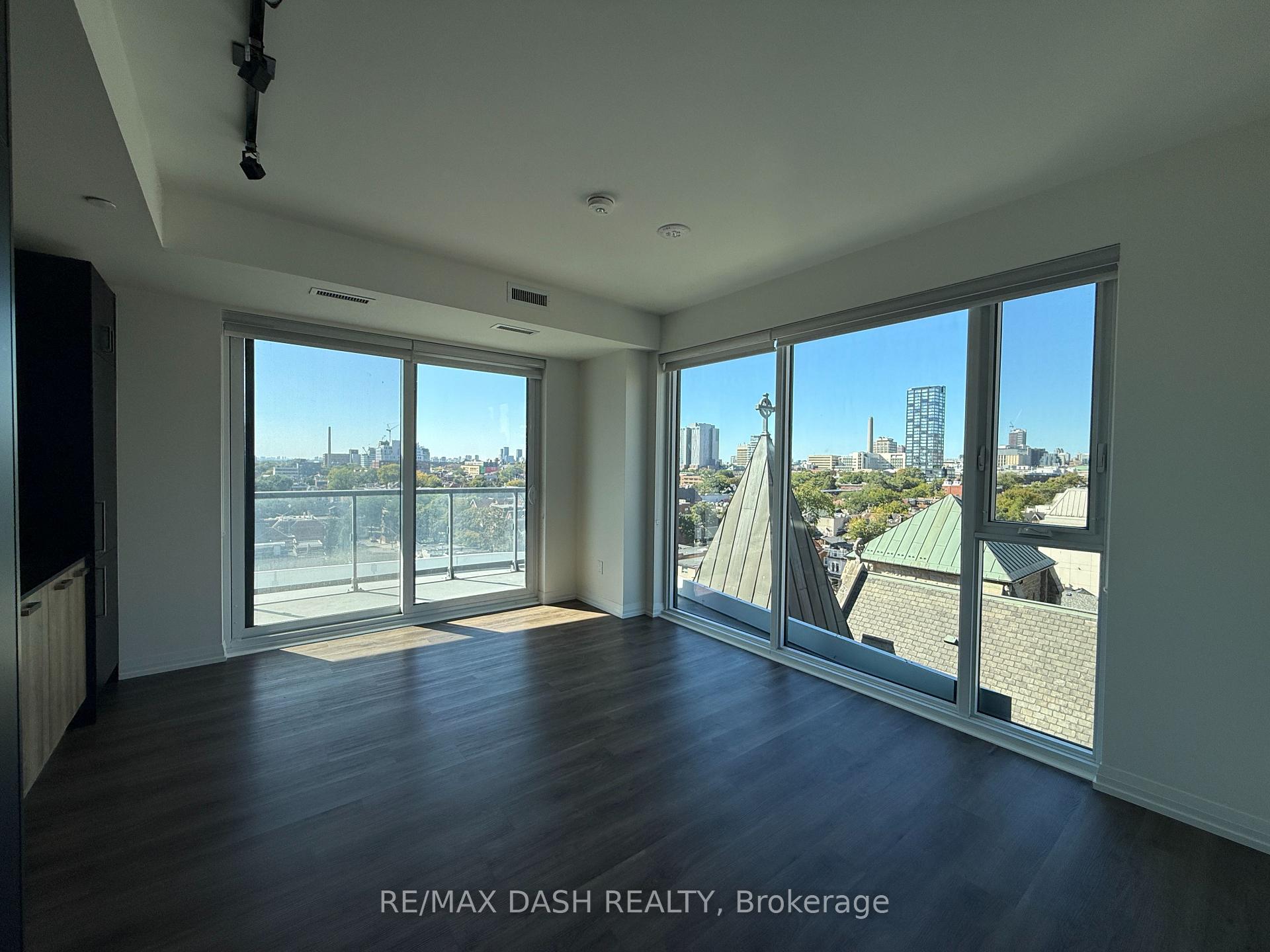 Photo 11 of Unit 811, 280 Dundas Street W, Toronto, University — HOMEH