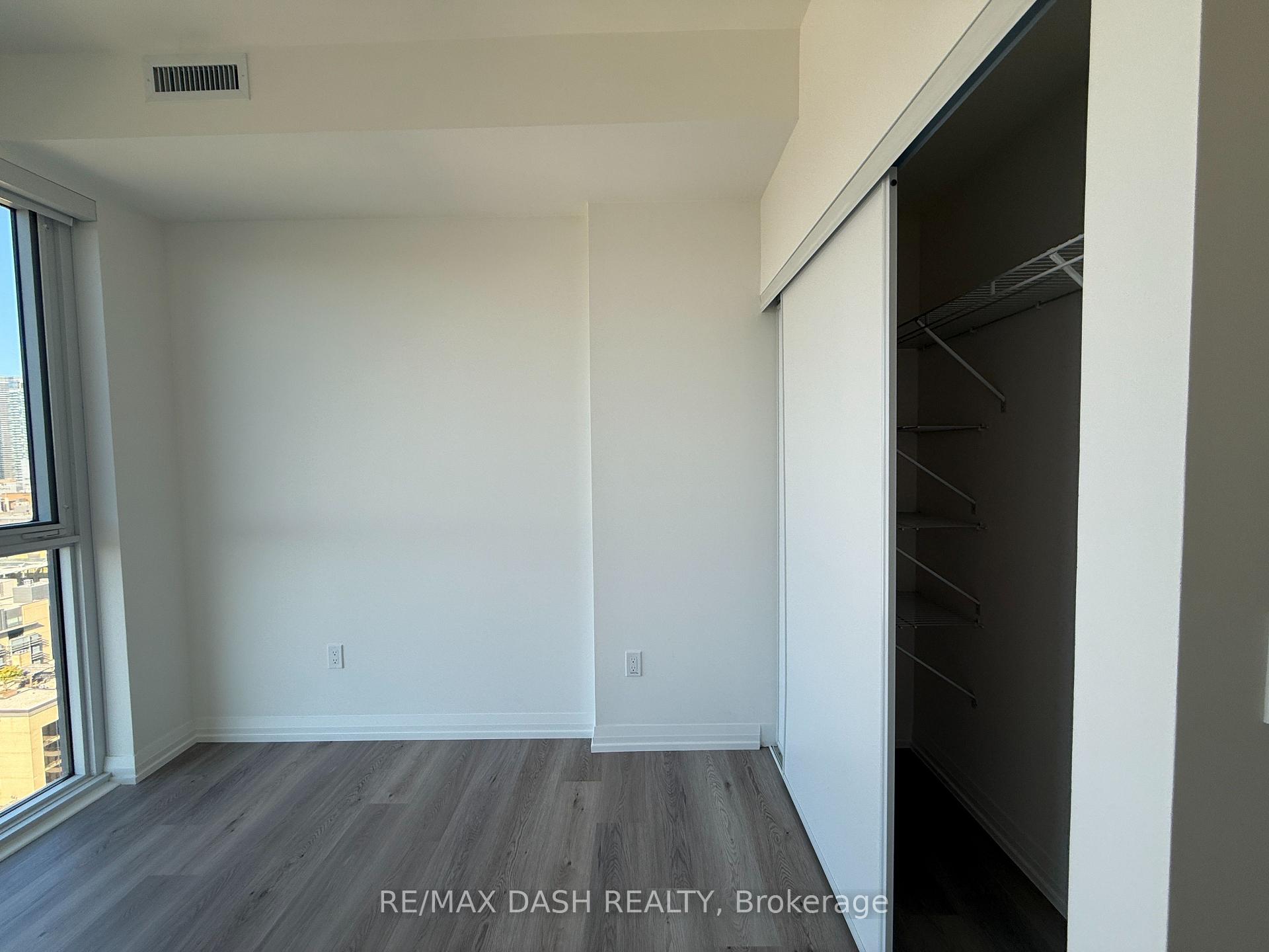Photo 8 of Unit 2702, 280 Dundas Street W, Toronto, Kensington-Chinatown — HOMEH