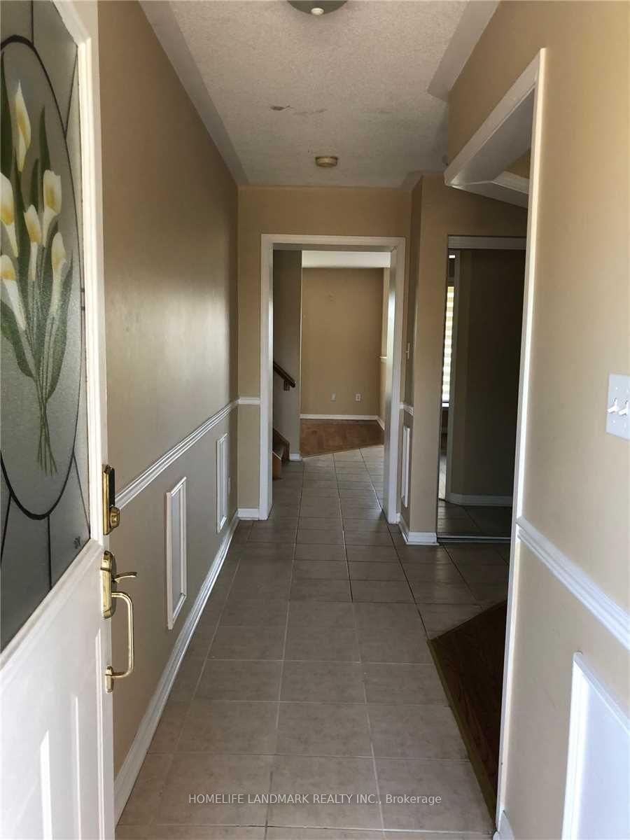 Photo 6 of 139 Raponi Circle, Scarborough, Rouge — HOMEH