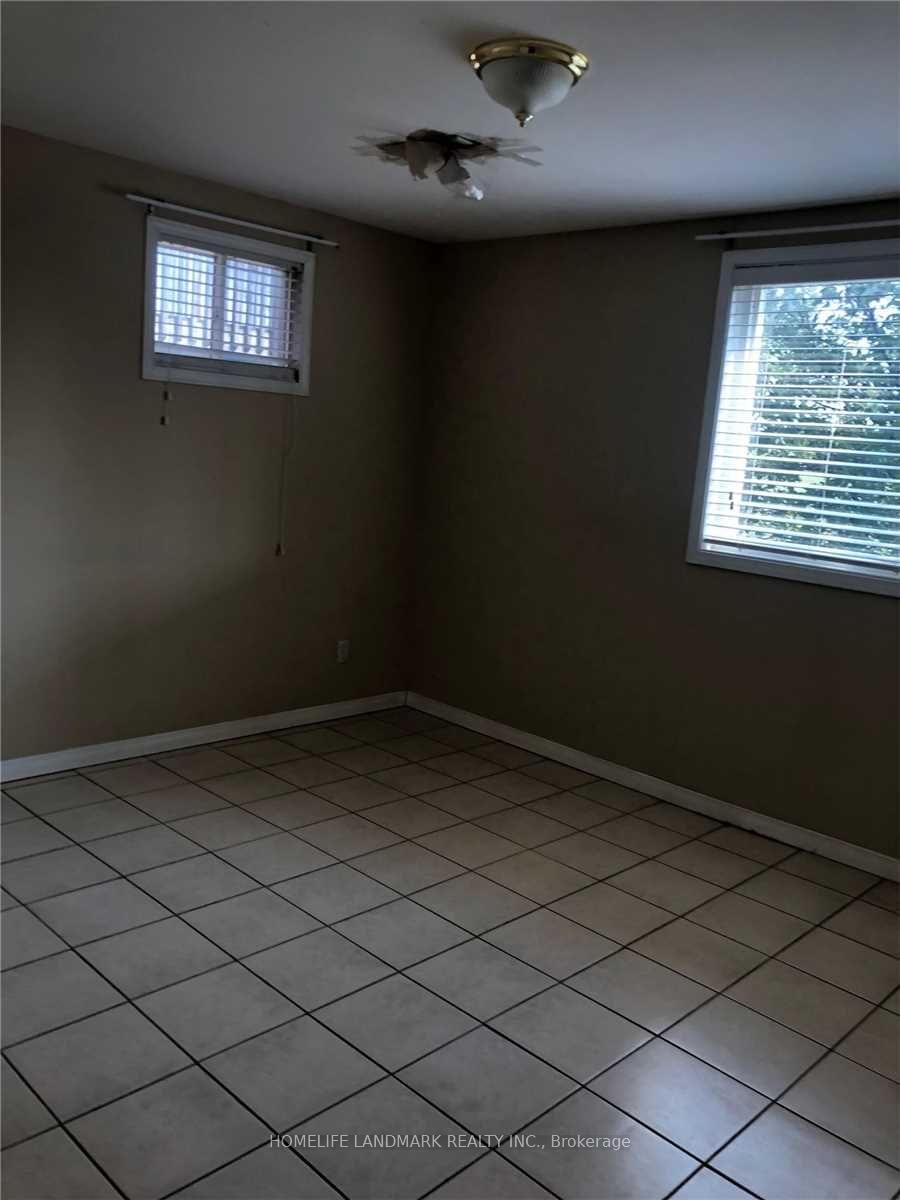 Photo 7 of 139 Raponi Circle, Scarborough, Rouge — HOMEH