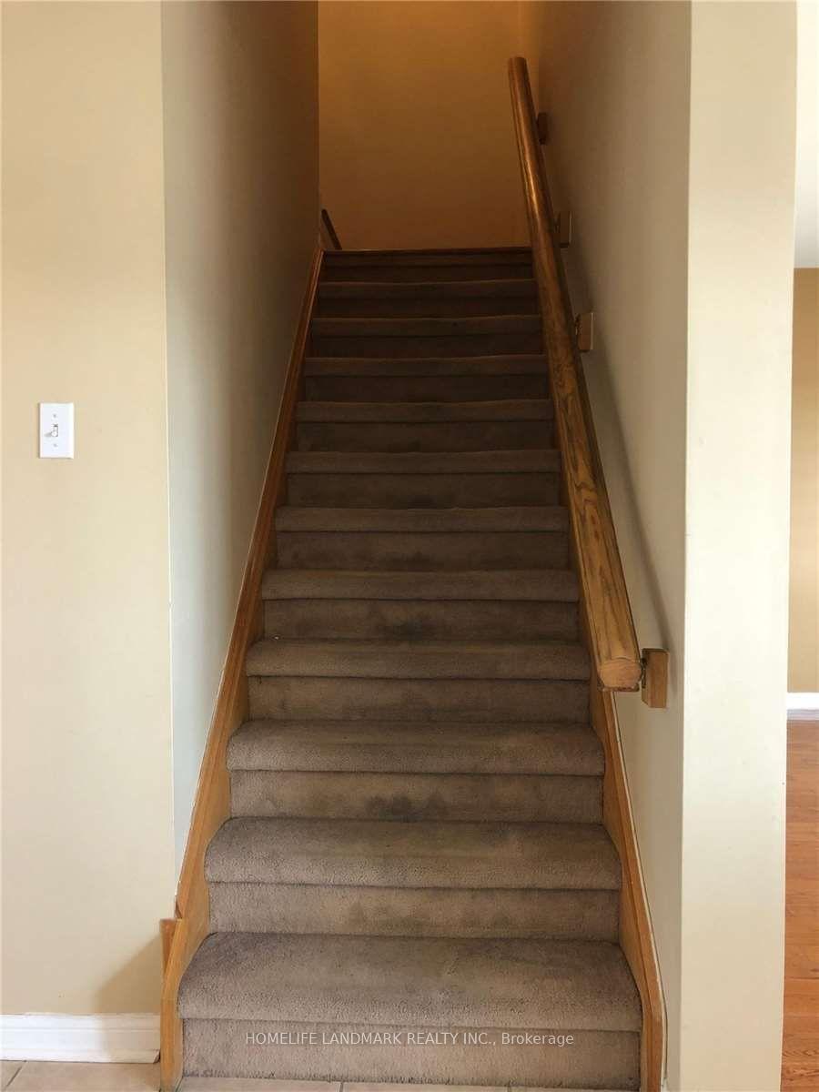 Photo 9 of 139 Raponi Circle, Scarborough, Rouge — HOMEH