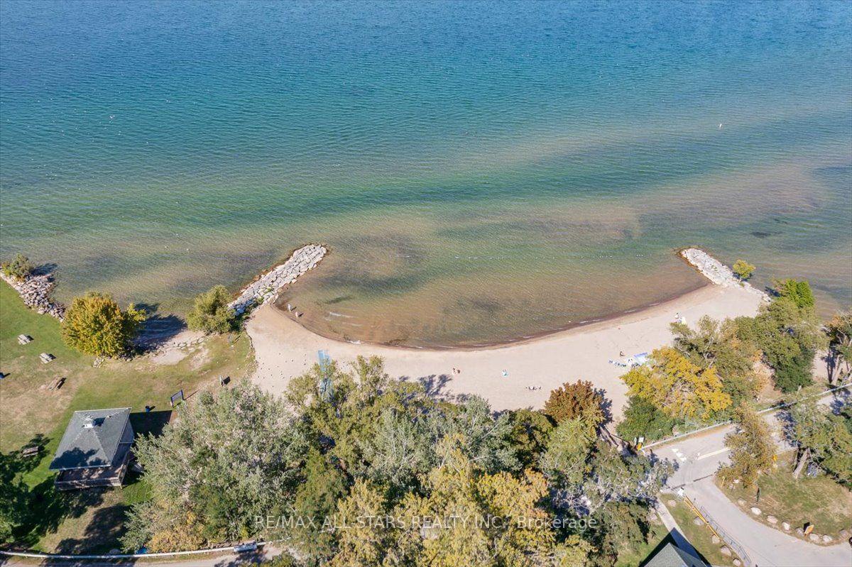Photo 36 of 1982 Metro Road N, Georgina, Sutton & Jackson's Point — HOMEH