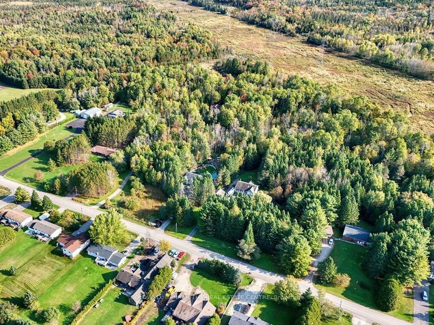 Photo 32 of 63 Scarlett Line, Oro-Medonte, Rural Oro-Medonte — HOMEH