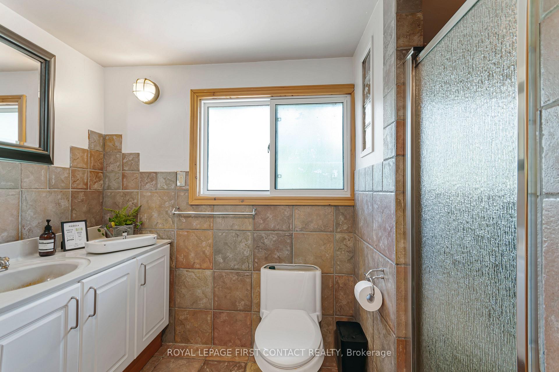 Photo 18 of 103 Peninsula Drive, Trent Lakes — HOMEH