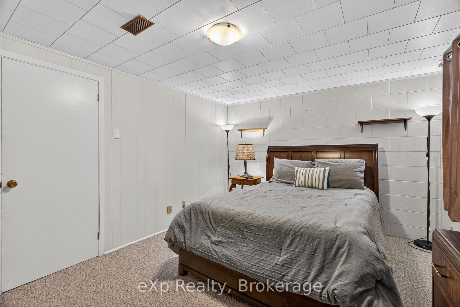 Photo 21 of 286 Dufferin Street, Stratford — HOMEH