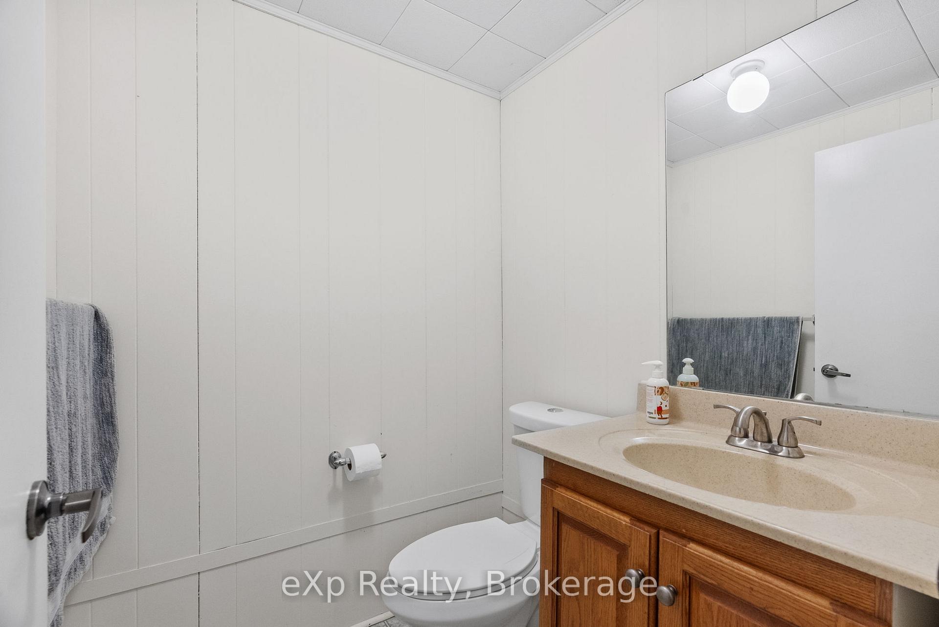 Photo 23 of 286 Dufferin Street, Stratford — HOMEH