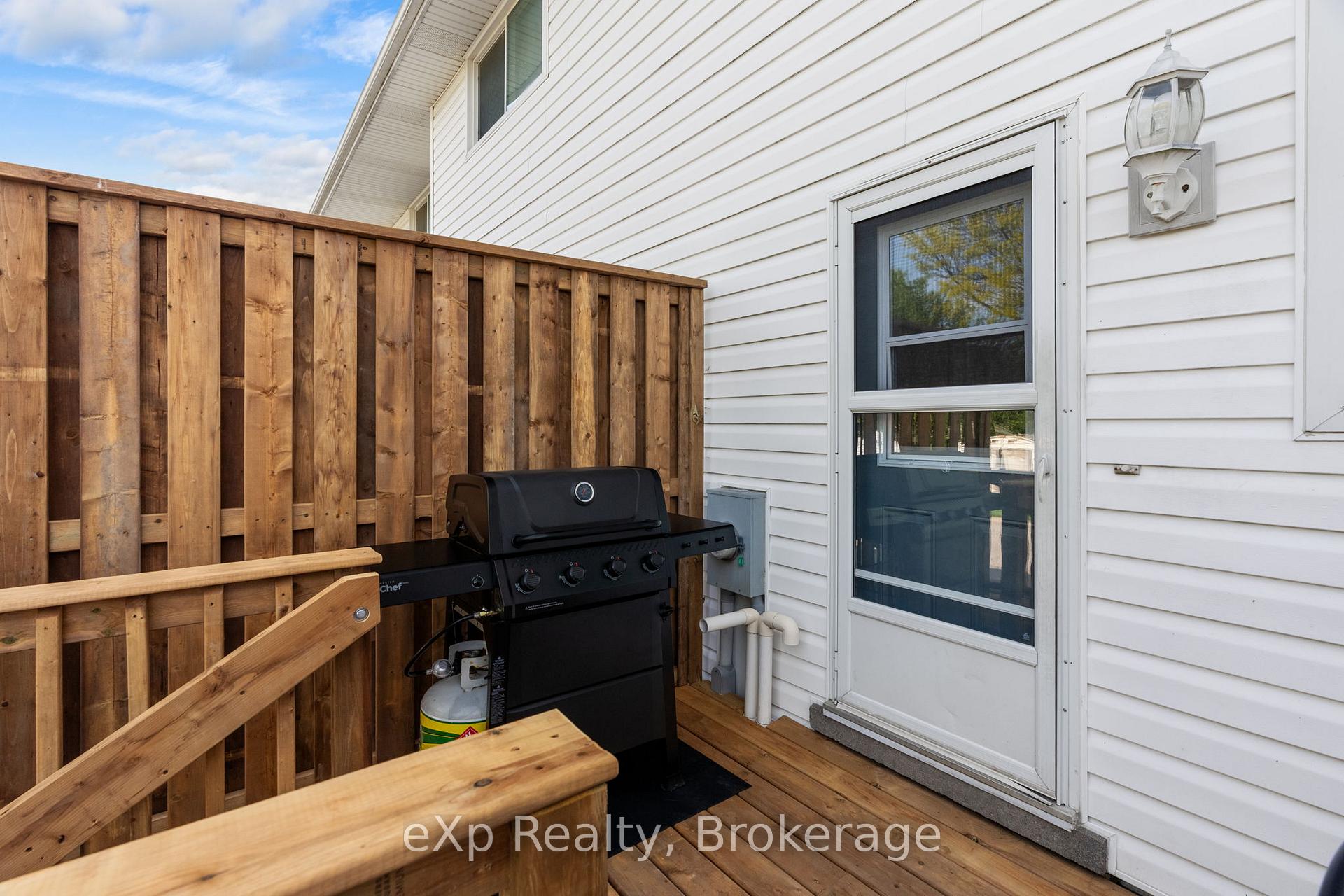Photo 26 of 286 Dufferin Street, Stratford — HOMEH