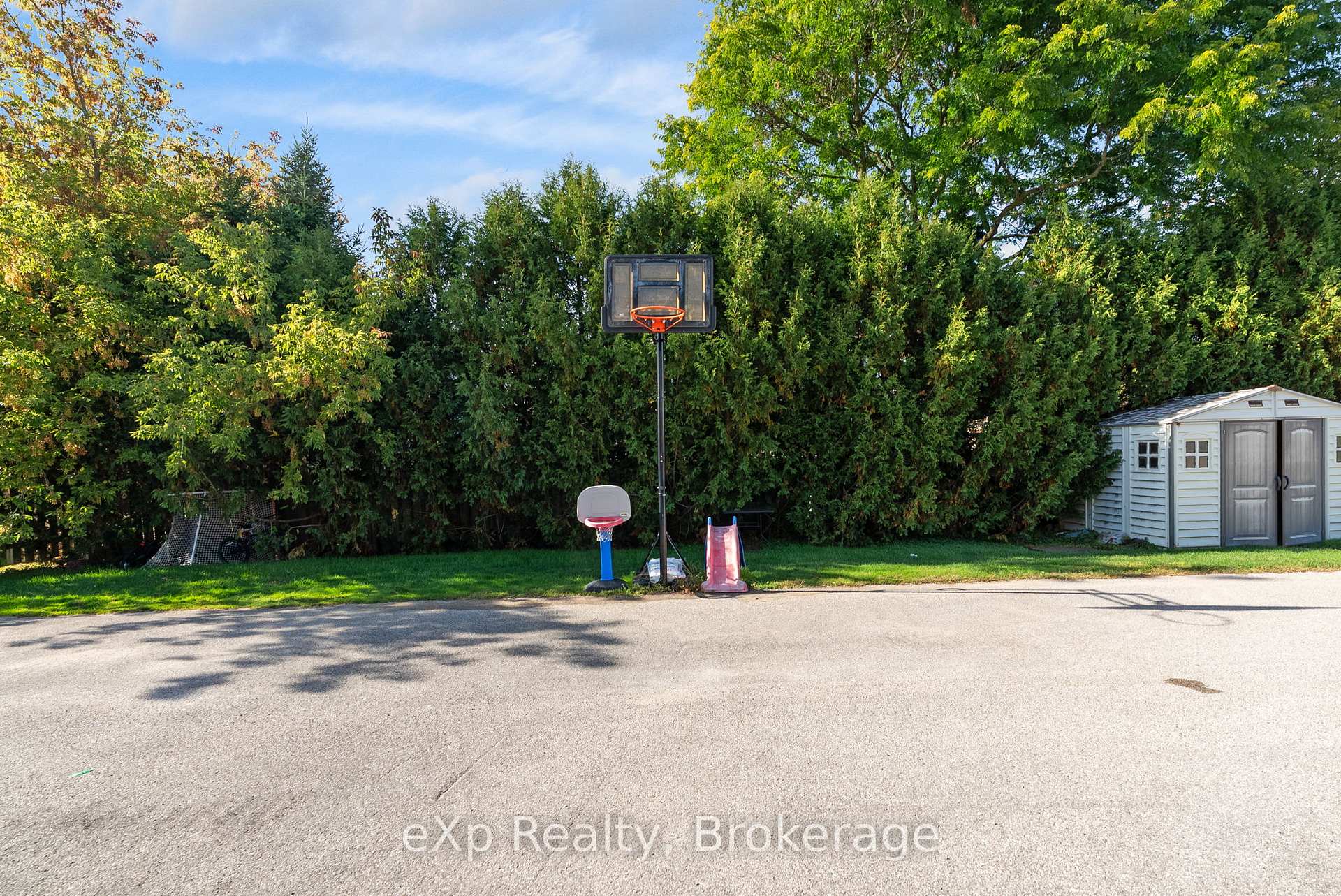 Photo 27 of 286 Dufferin Street, Stratford — HOMEH