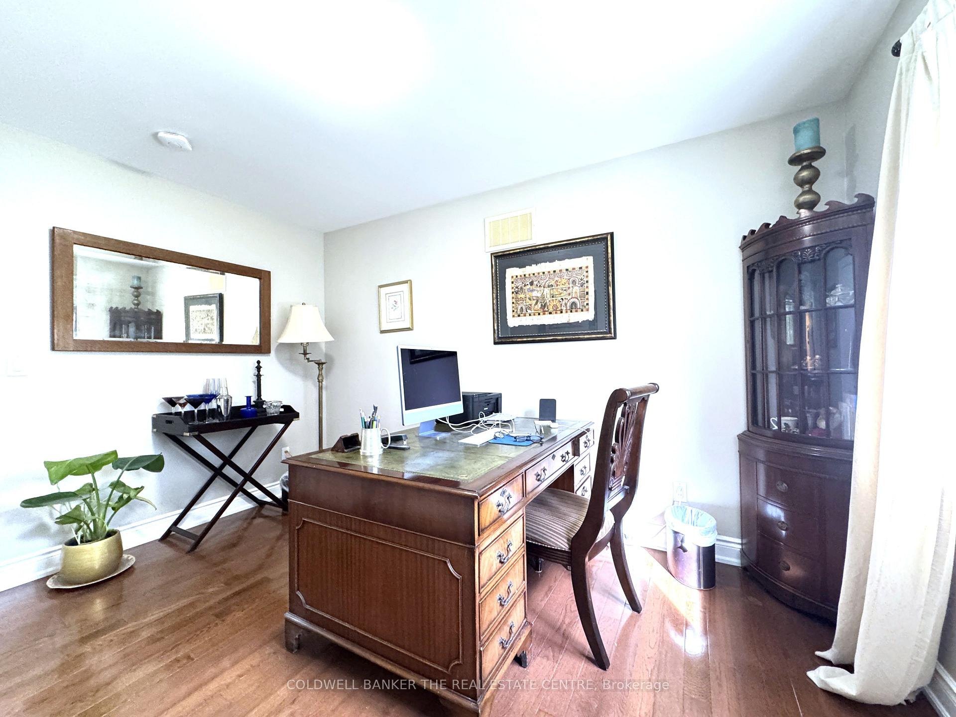 Photo 9 of 44 Iris Drive, Wasaga Beach — HOMEH