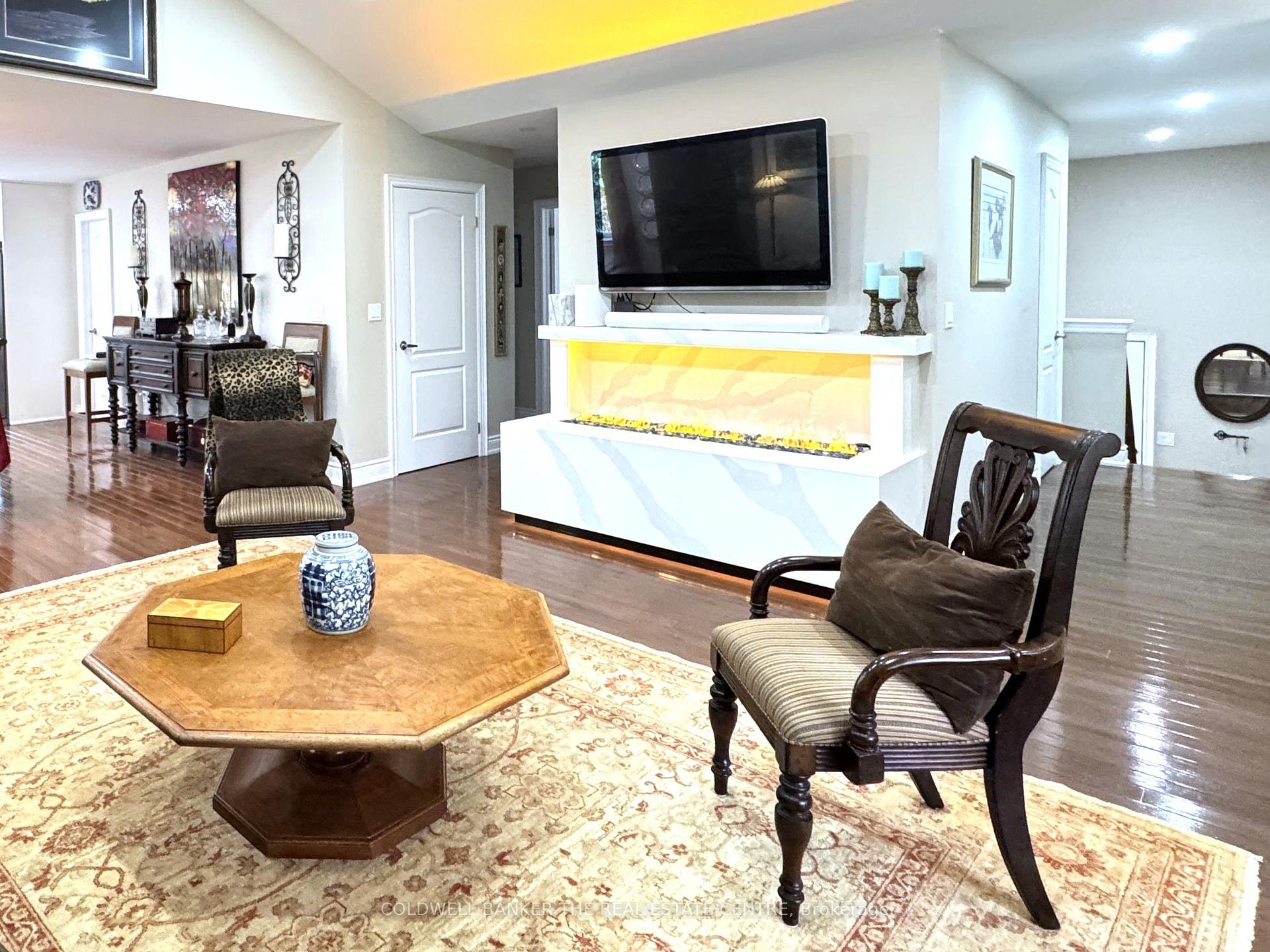 Photo 13 of 44 Iris Drive, Wasaga Beach — HOMEH