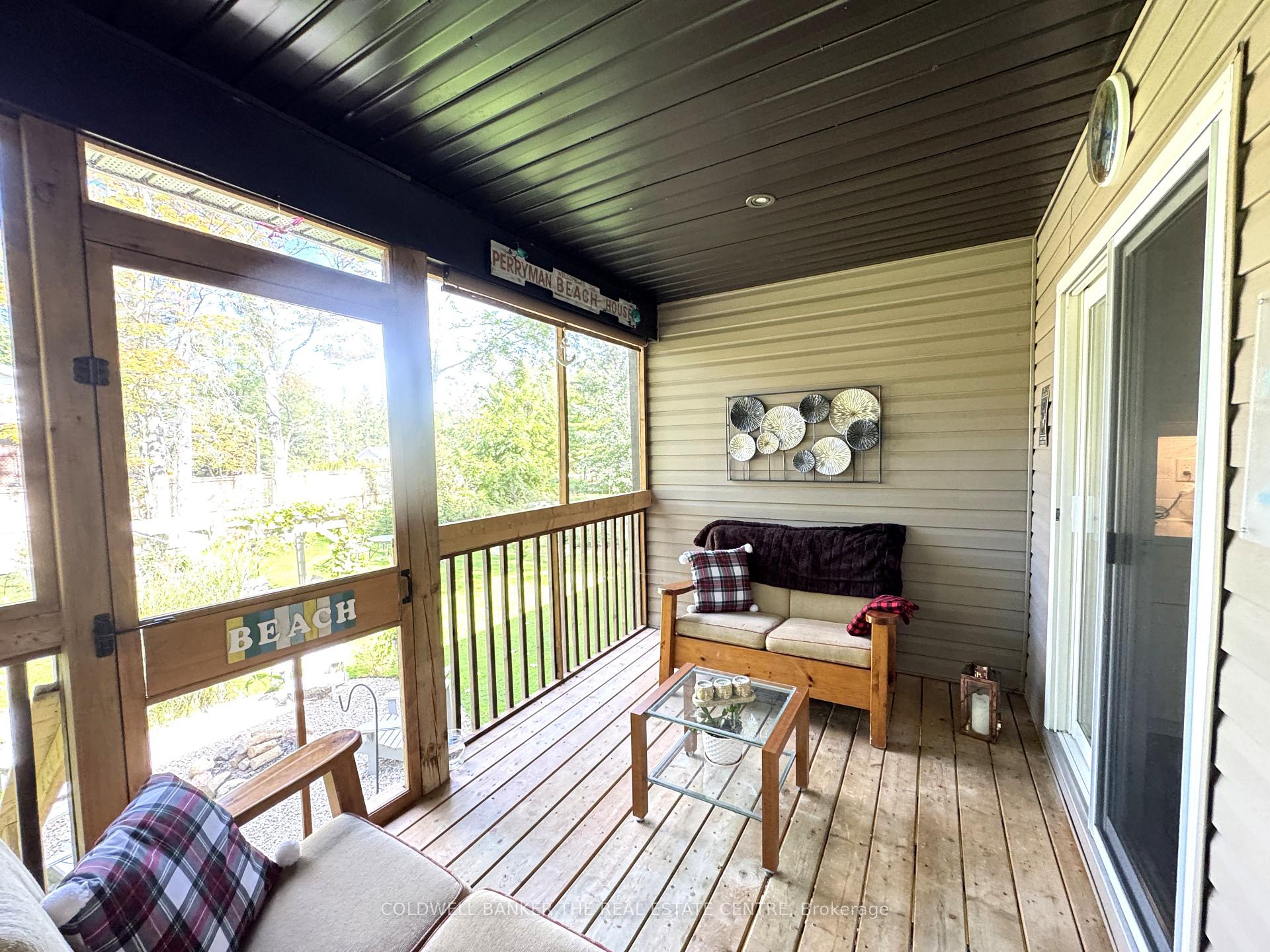 Photo 36 of 44 Iris Drive, Wasaga Beach — HOMEH