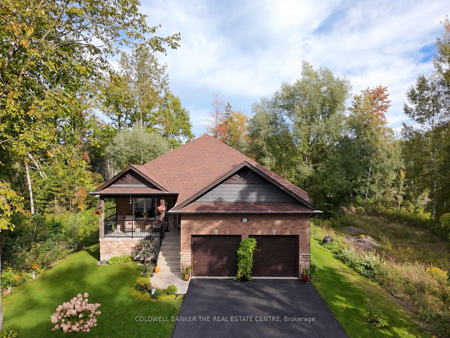 Photo 2 of 44 Iris Drive, Wasaga Beach — HOMEH