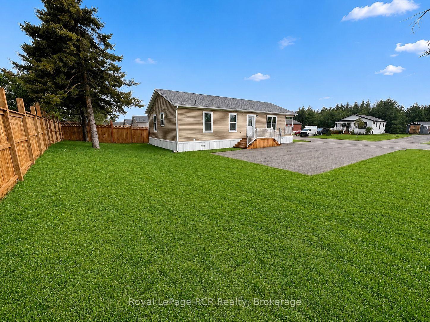 Photo 6 of 210 Spruce Drive, West Grey — HOMEH