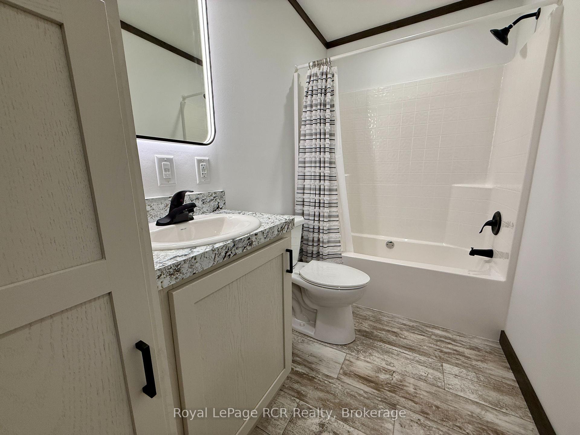 Photo 29 of 210 Spruce Drive, West Grey — HOMEH