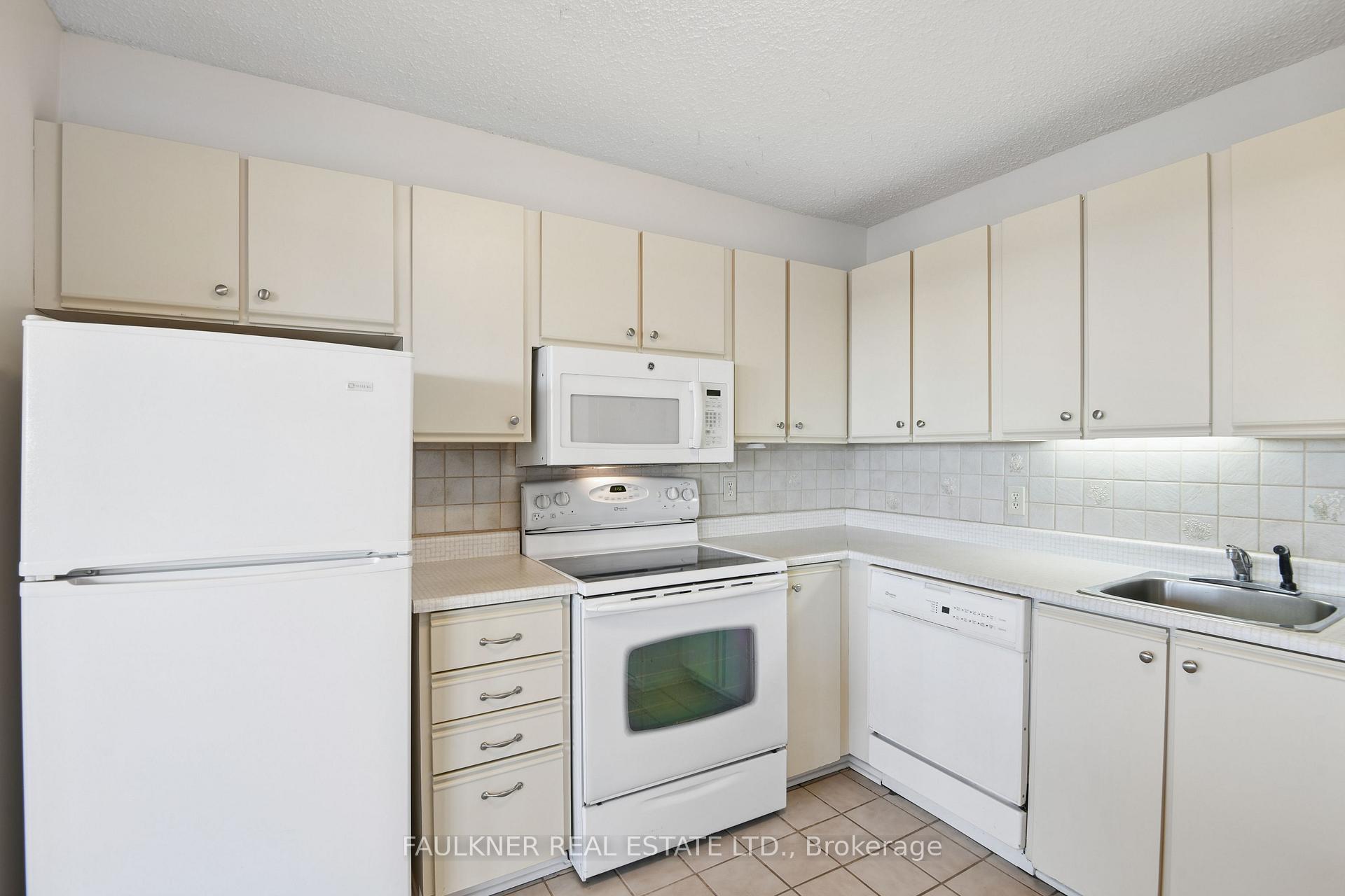 Photo 16 of Unit 1202, 3360 Southgate Road, Ottawa, South Keys — HOMEH